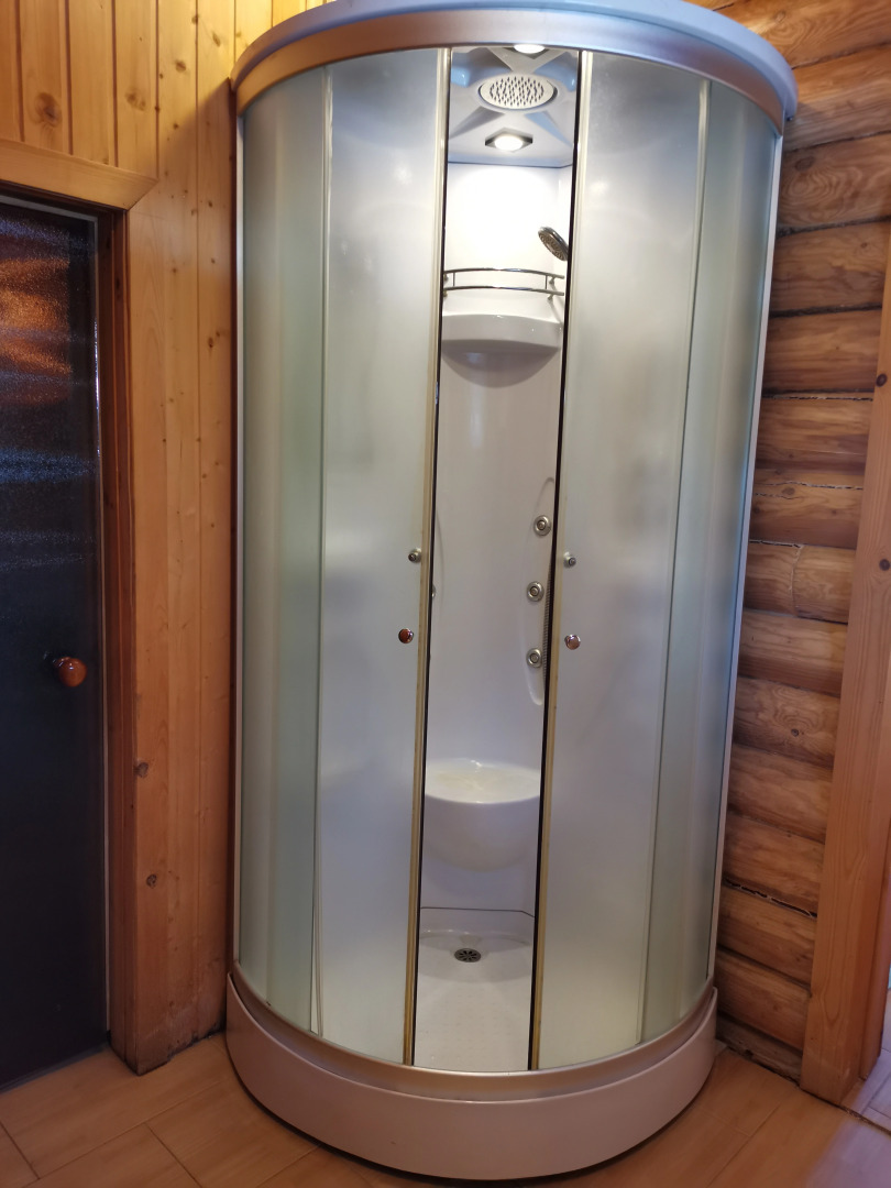 Дом с баней в Сторожно