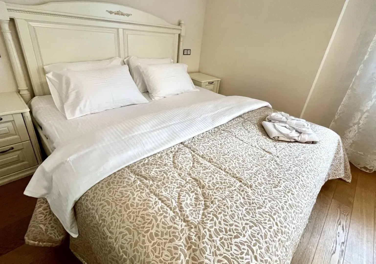 Апартаменты Двухкомнатные с Балконом Премиум класса в ЖК Дипломат