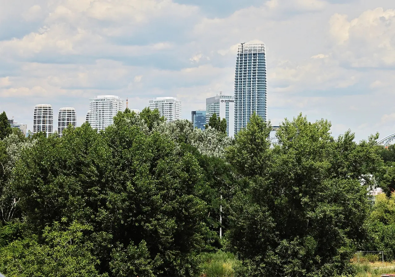 Апартаменты Luxury Grand Apartments