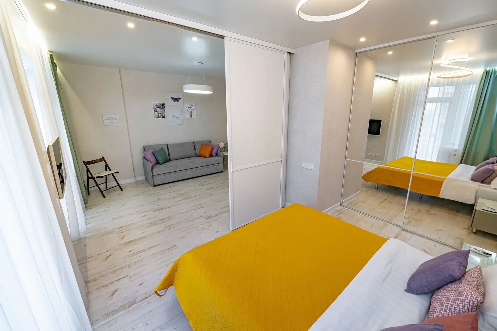 Апартаменты TopHouse на Красного Знамени 160 А двухкомнатные