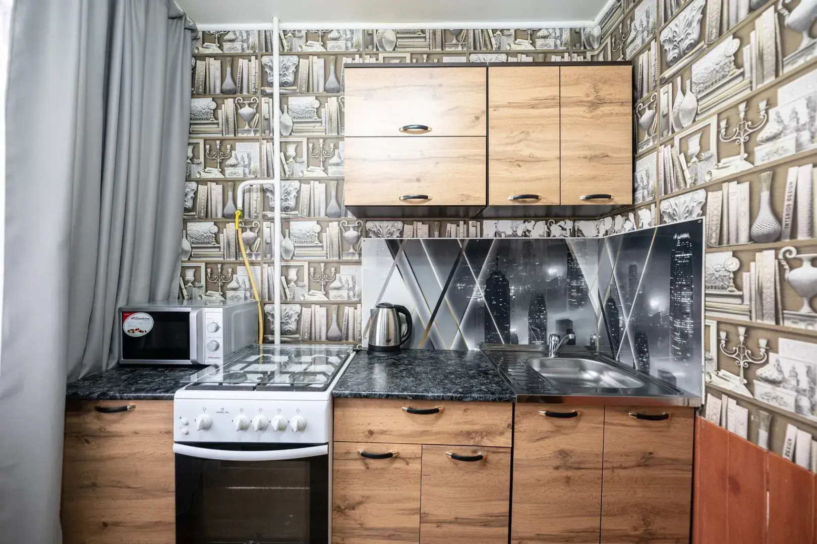 Апартаменты Пять Звёзд Сквер Алое Поле