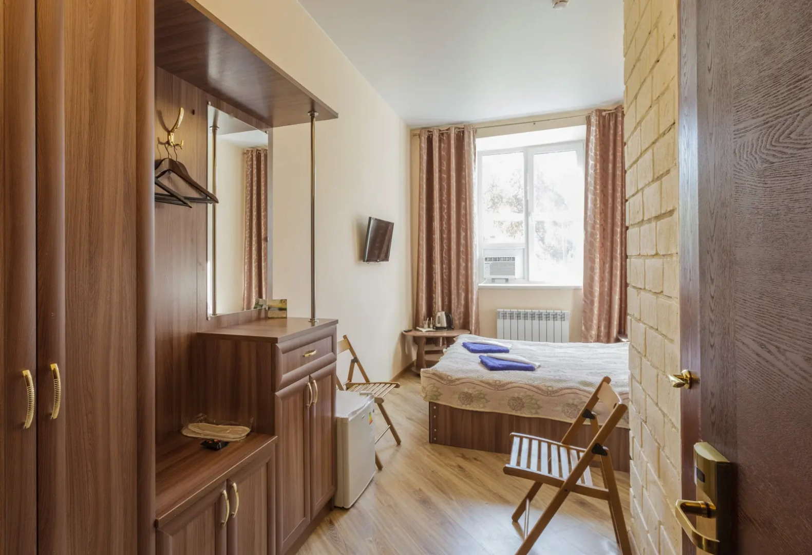 Отель Первый Поезд