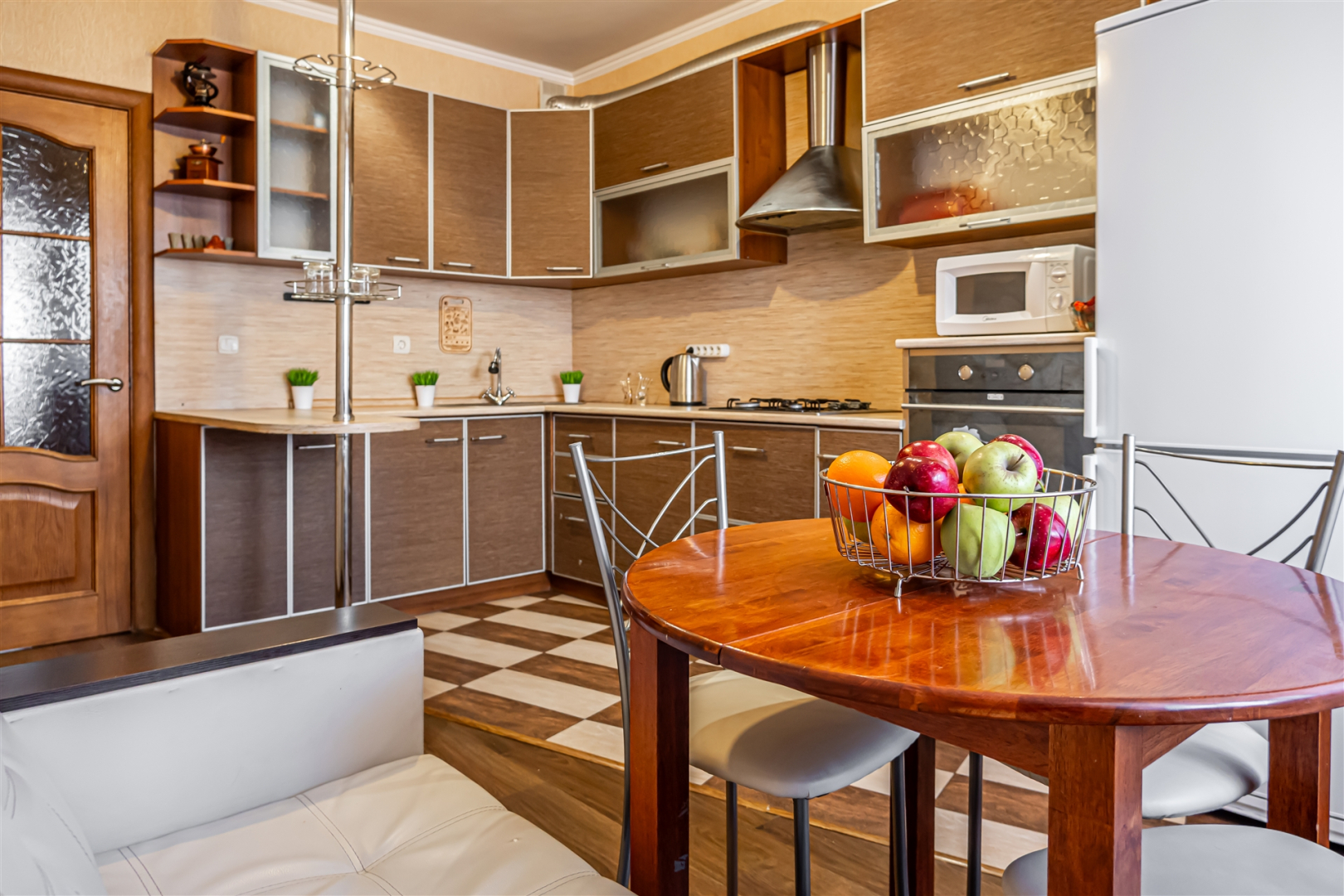 Апартаменты Просторные GALAAPART в тихом месте