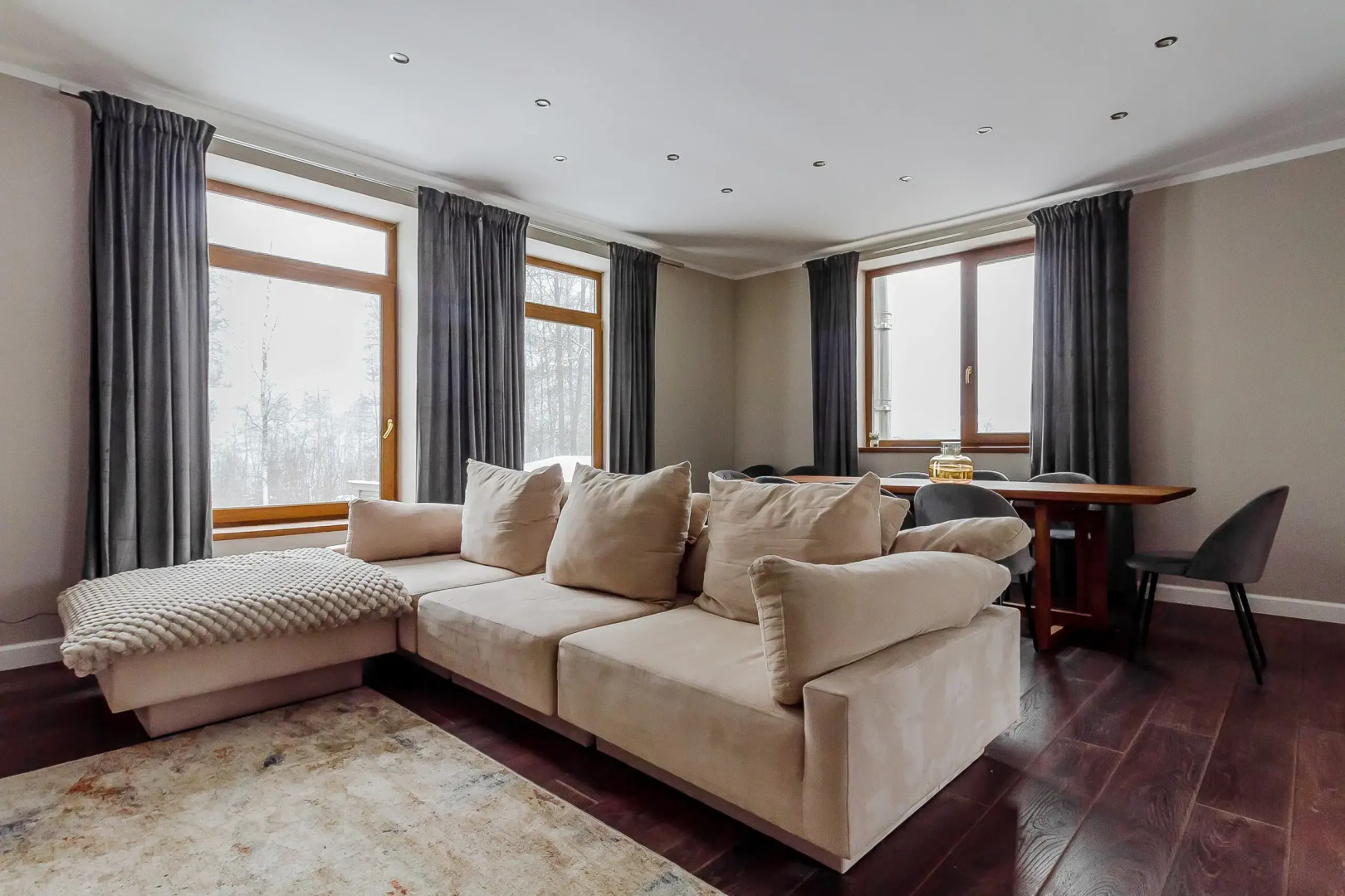 Вилла Коттедж 200 м2 на Участке 15 Соток