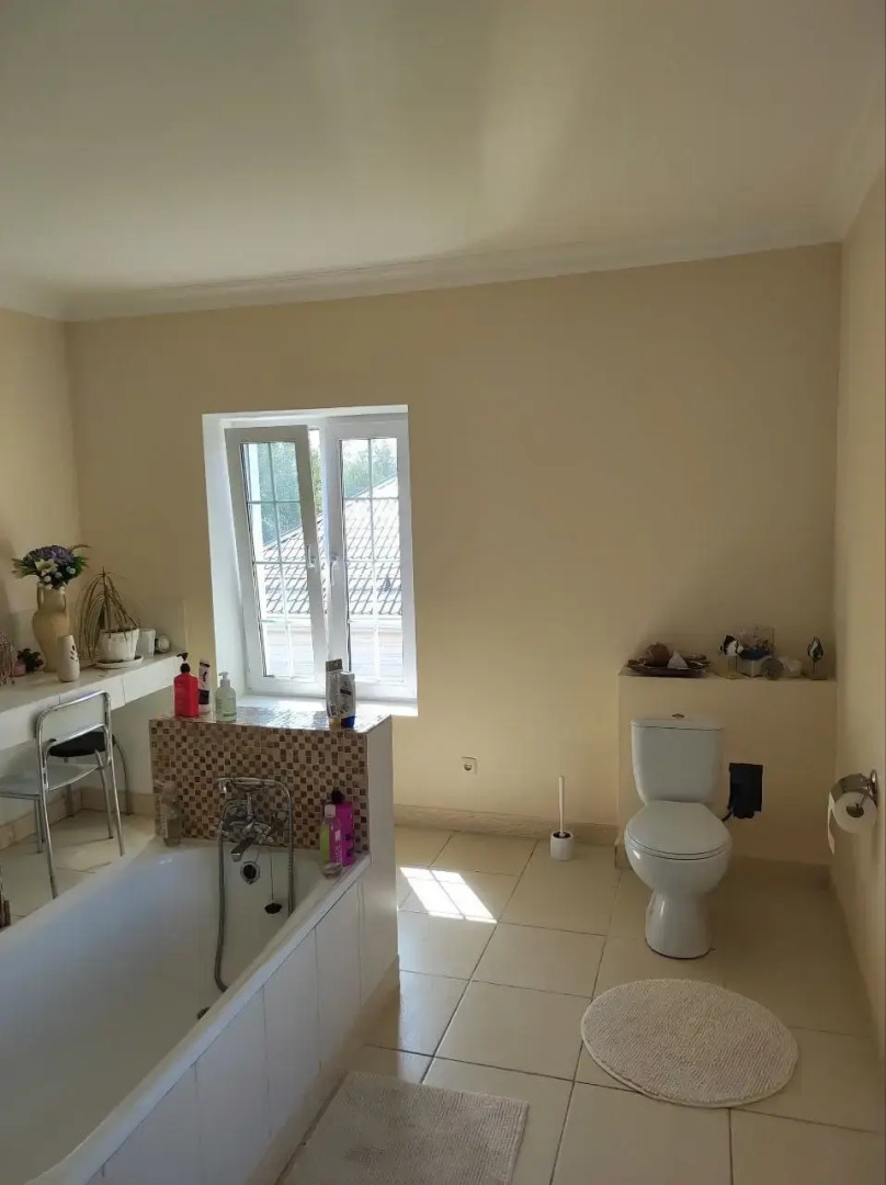 Апартаменты на 2 этаже коттеджа