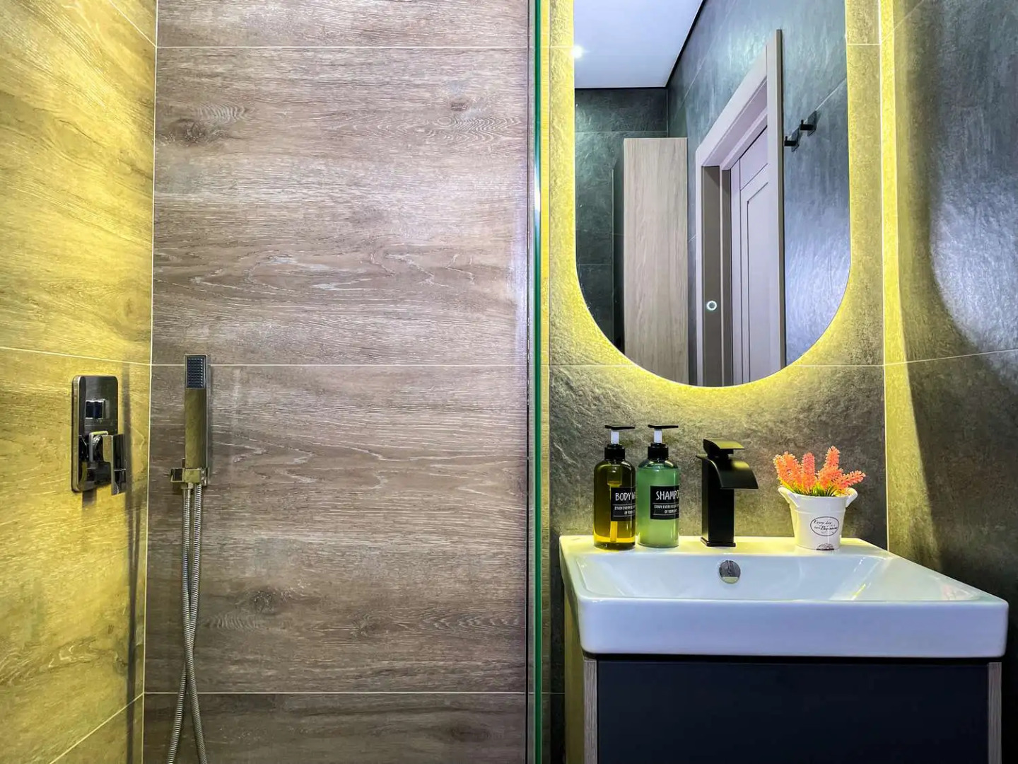 Квартира от FolkFort - Светлая Студия у Арки ВДНХ и Сквера Останкино