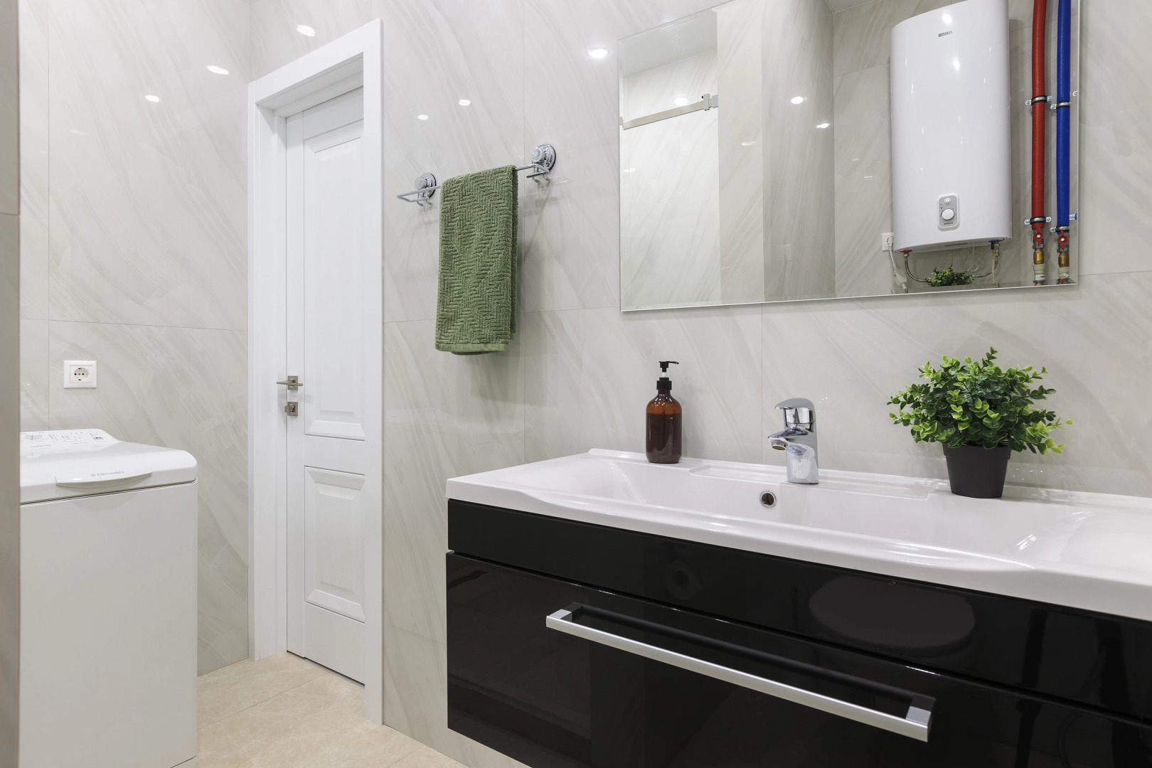 Апартаменты SUNVILLES Новая дизайнерская двушка с Видом