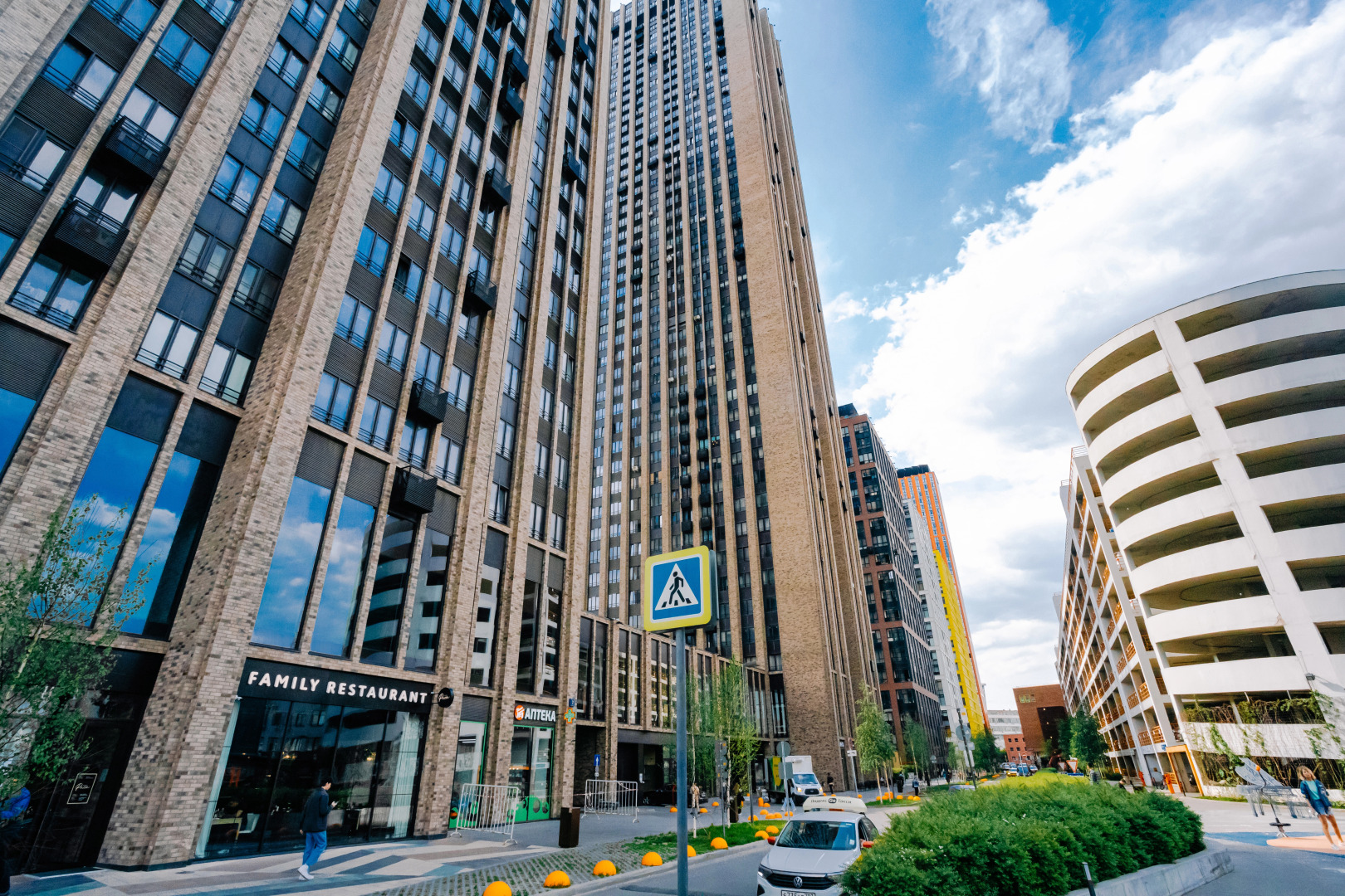 Апартаменты Lalapart Loft Style с лоджией и отдельной кухней в ЖК Савеловский Сити