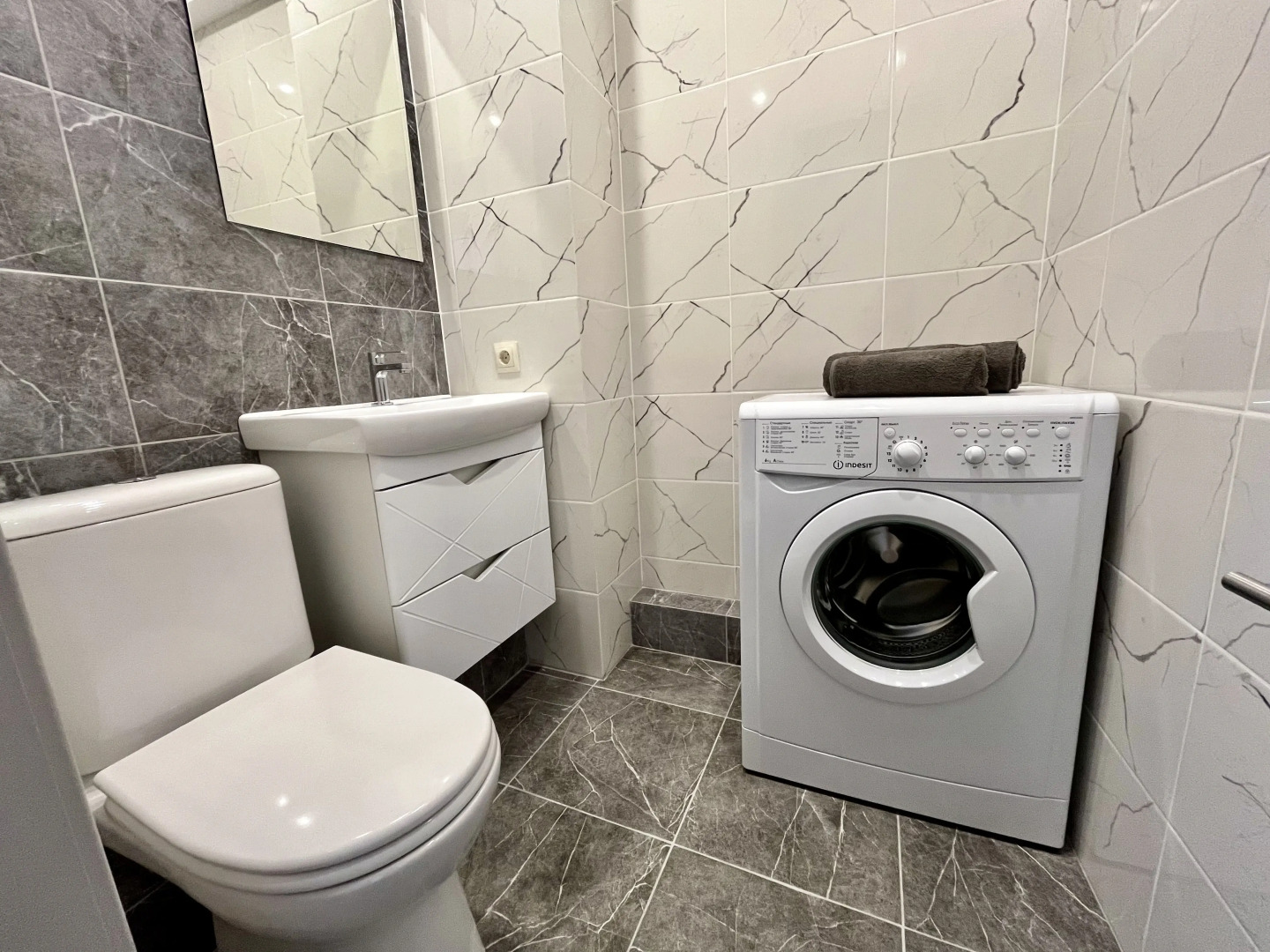 Квартира Апартаменты в Центре Гагры с Видом на Море и Горы