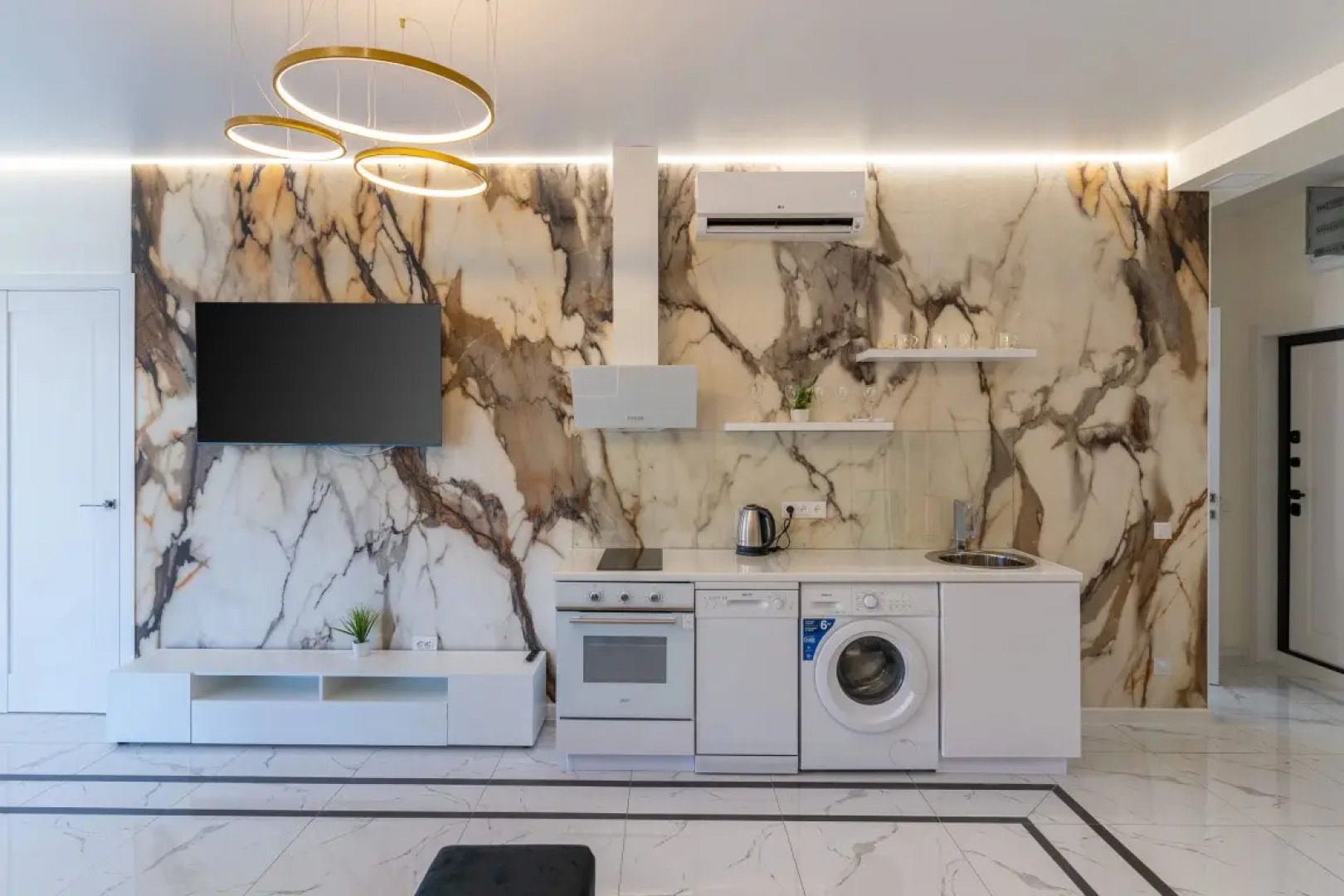 Апартаменты Азимут VIP 1