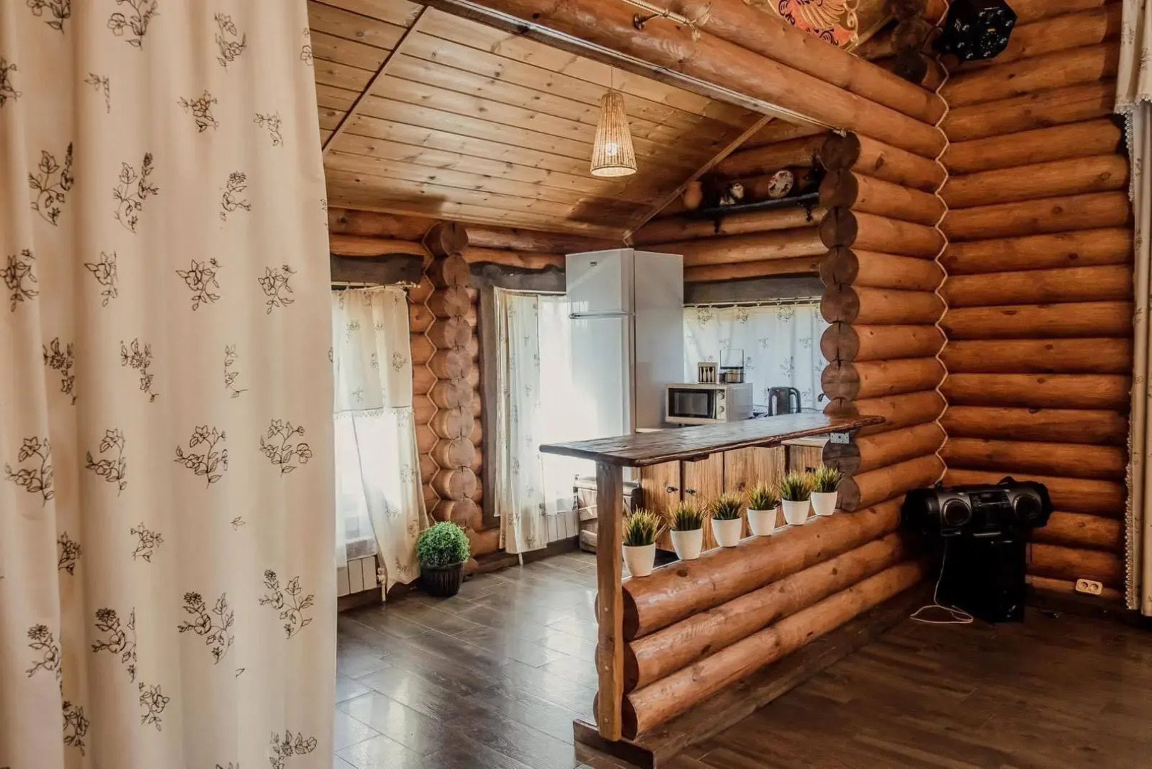 Частный дом Гуси Лебеди