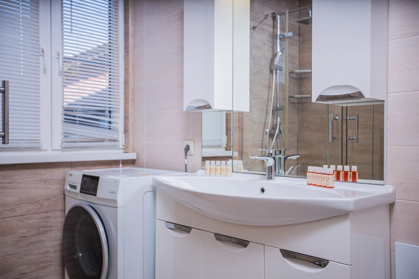 Коттедж у моря в Сириусе на 10 человек