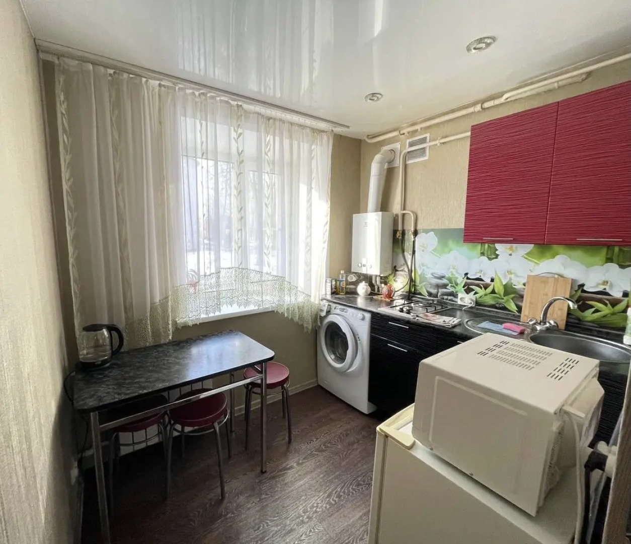 Апартаменты двухкомнатные на Волжском бульваре