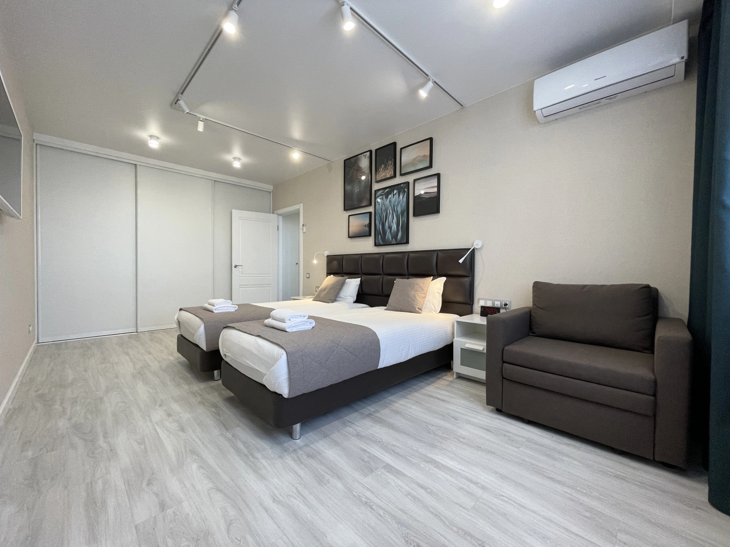 Апартаменты Fresh двухкомнатные с 2 спальнями и ванной