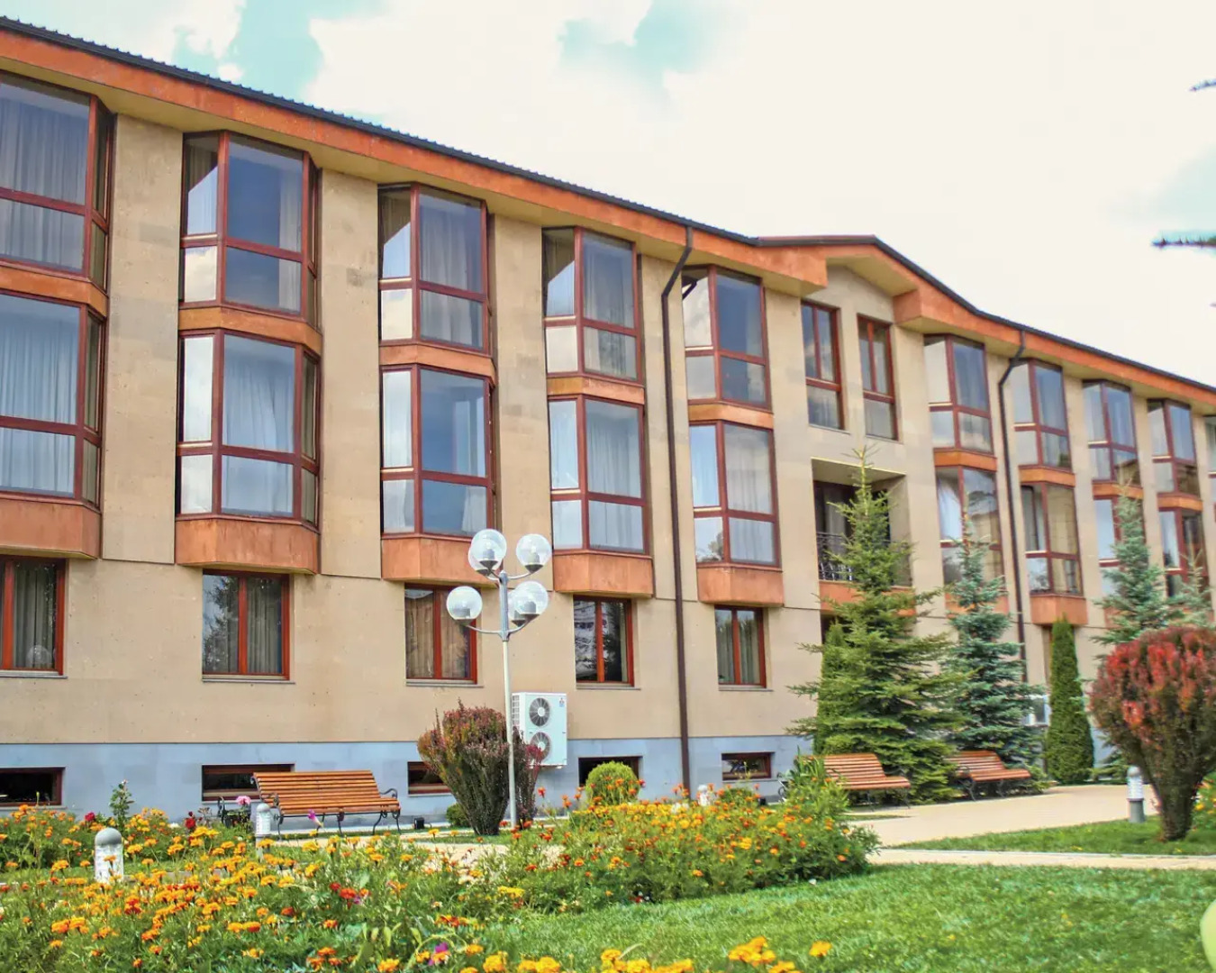 Отель Hotel Russia