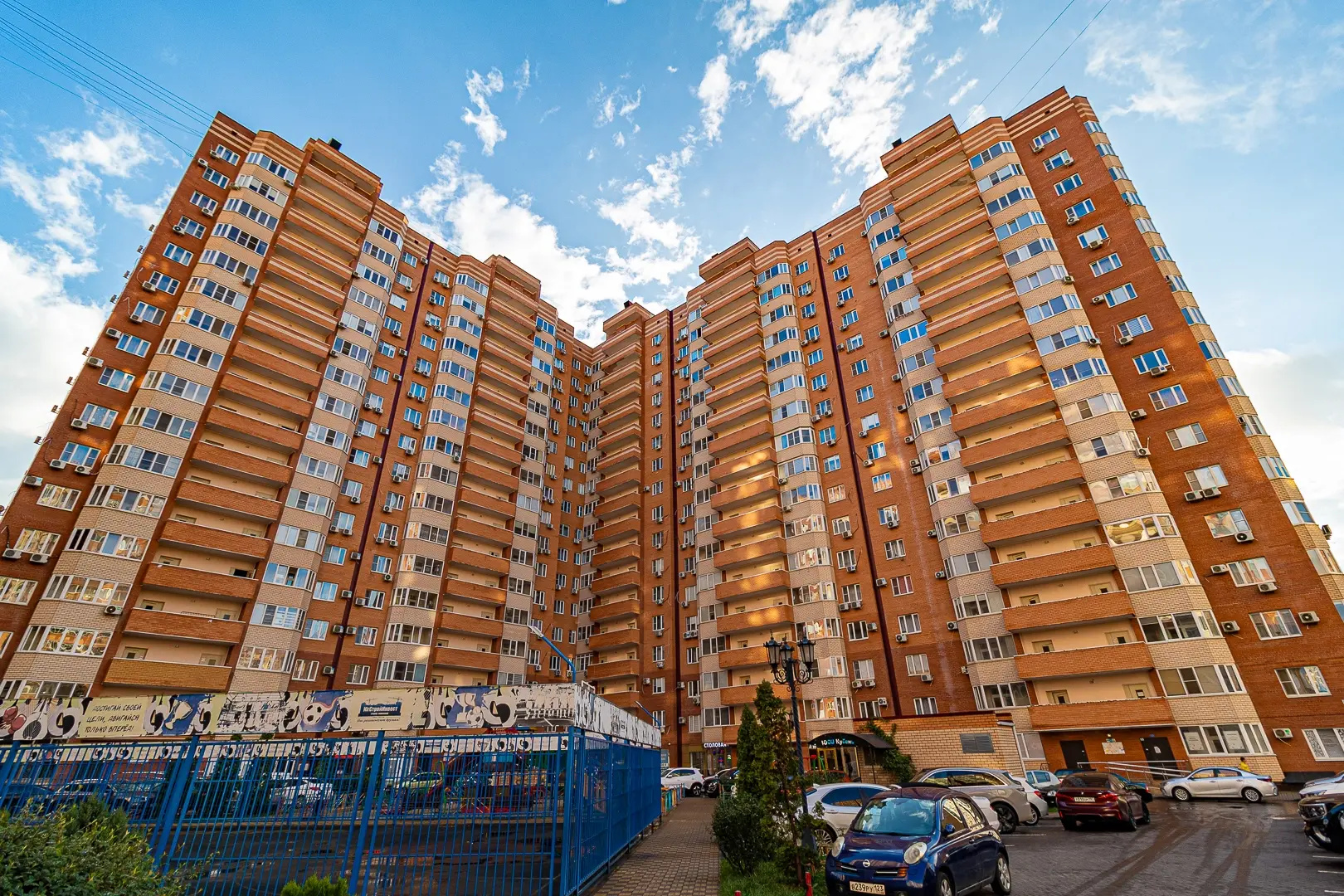 Квартира уютная рядом с парком Галицкого