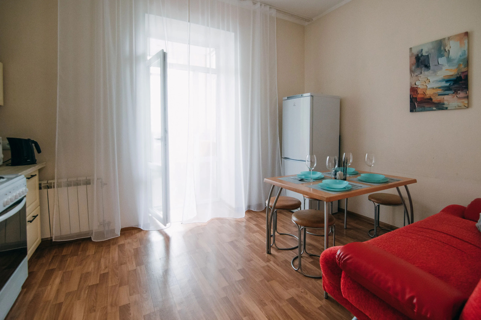 Квартира Современная с двумя спальнями!