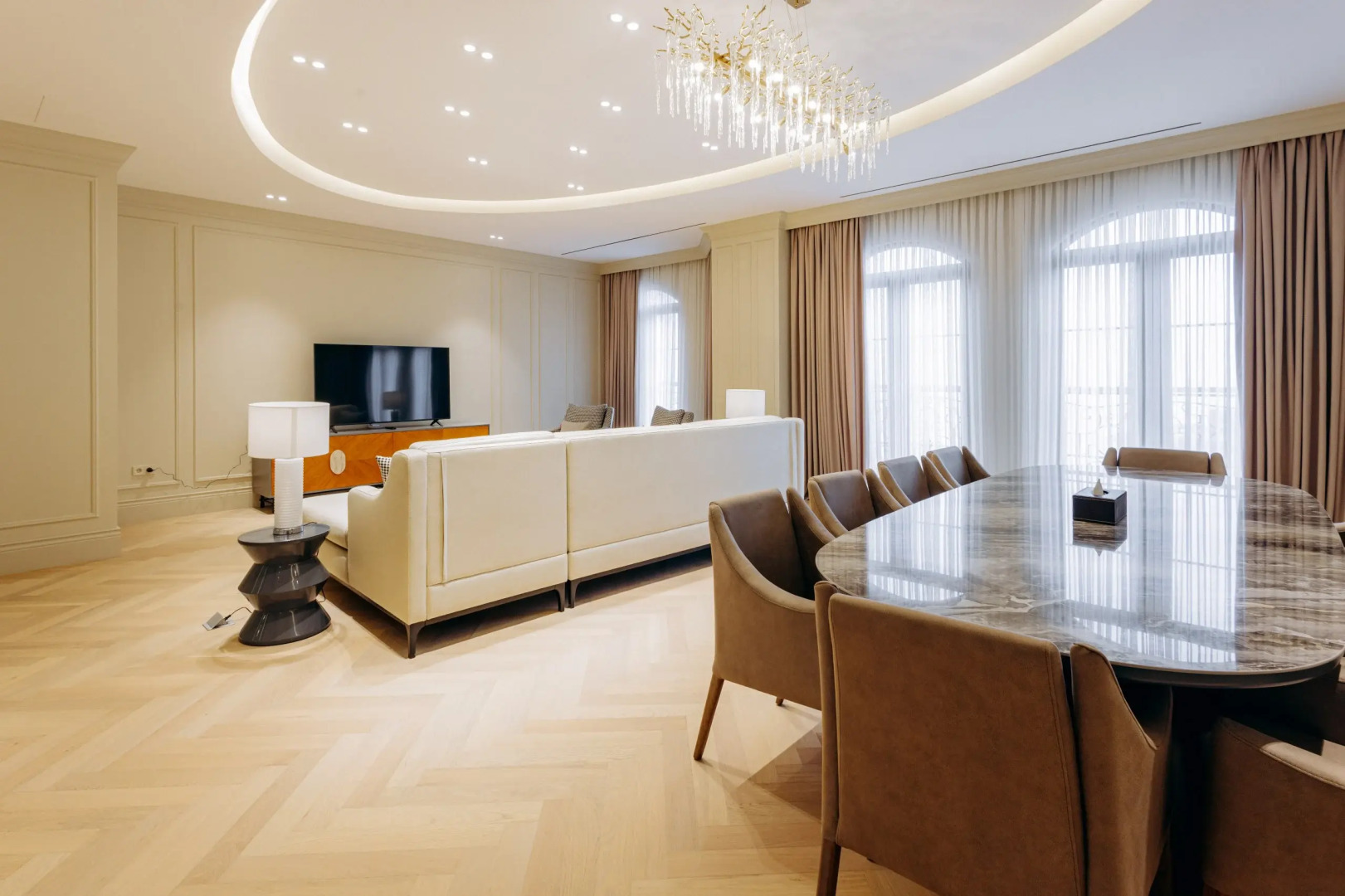 Апарт-отель Four Seasons