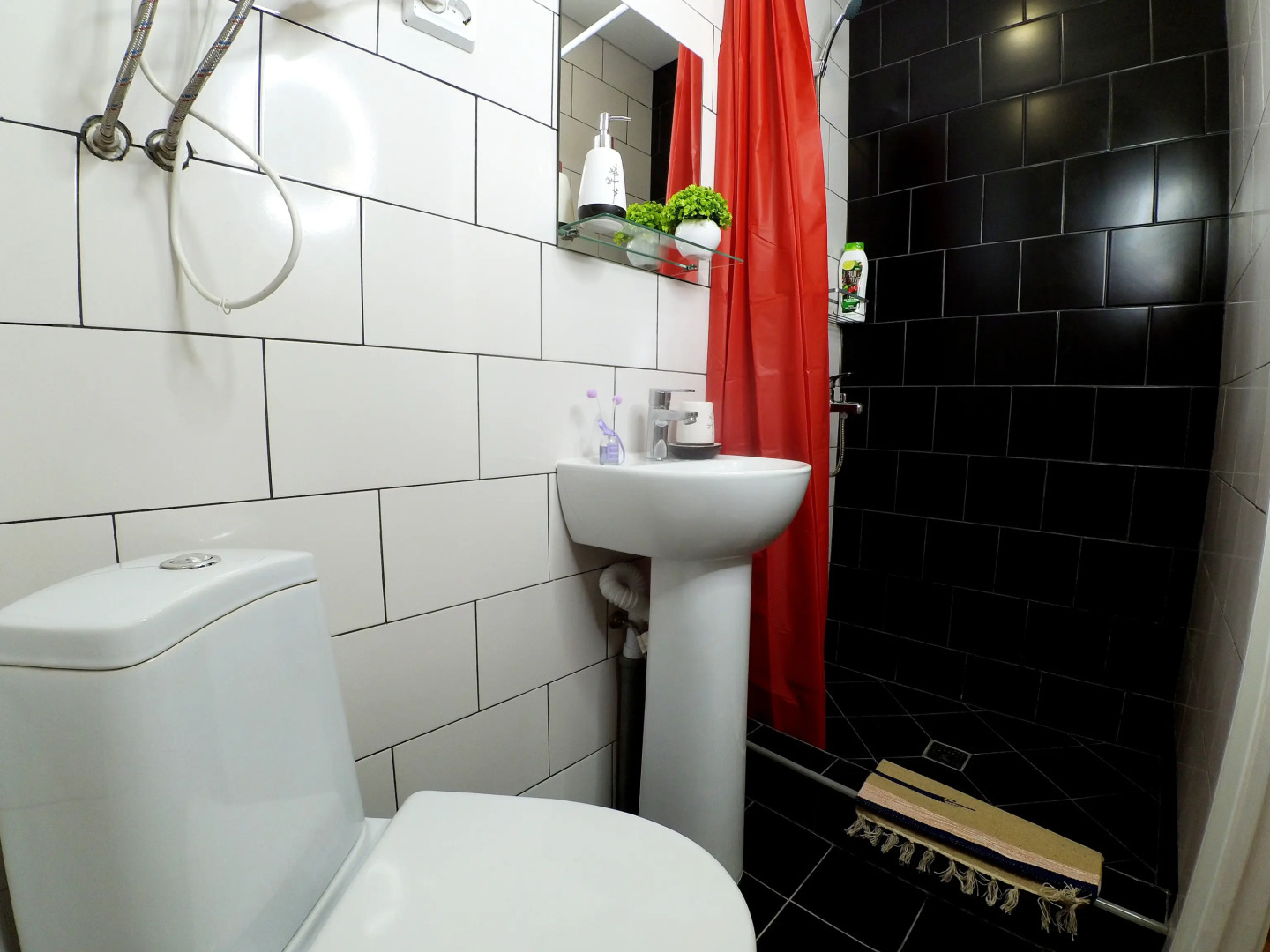 Студия 5 Тат Хаус на улице Габдуллы Тукая 9 в Центре Города