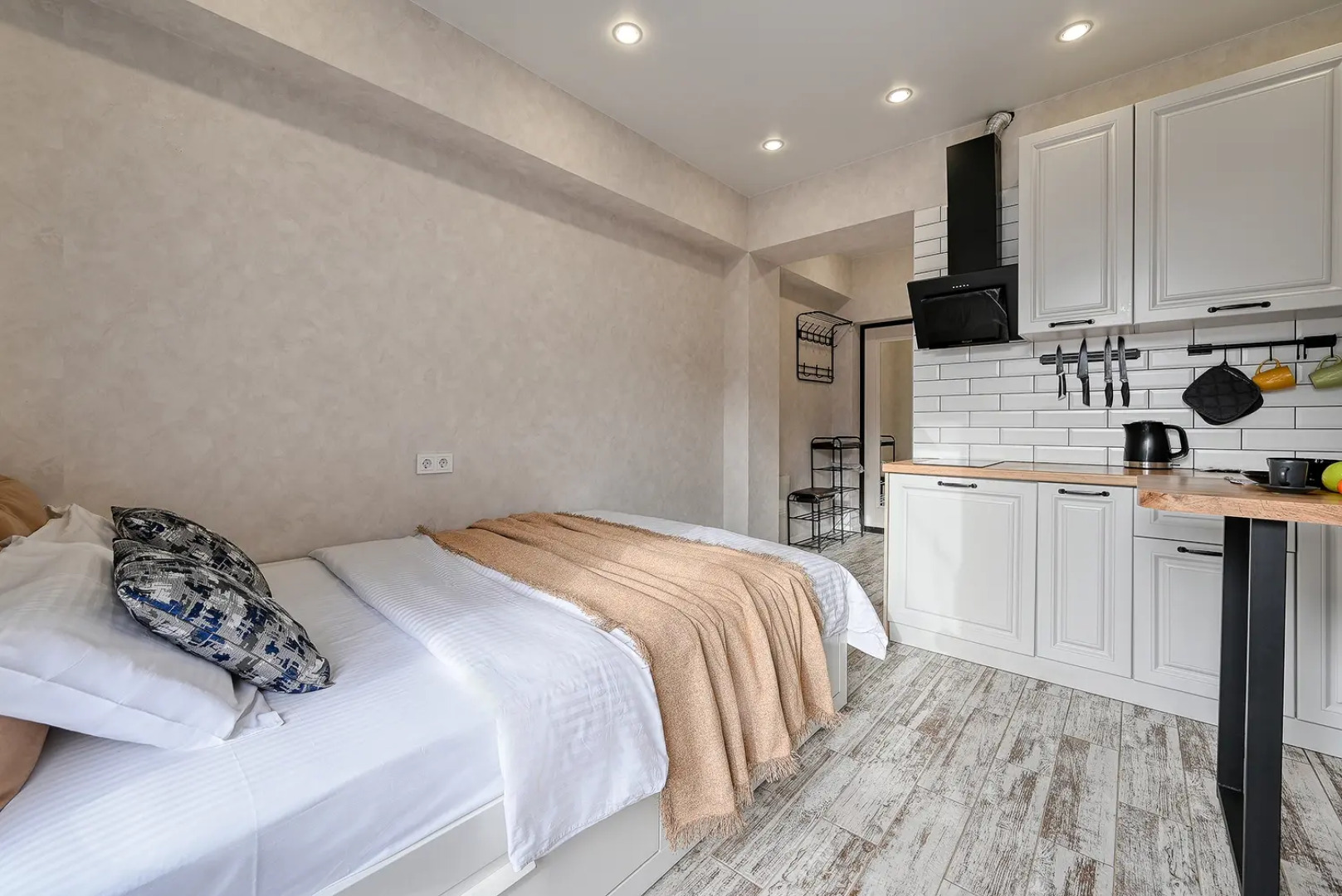 Квартира студия с террасой и видом на горы Я на море