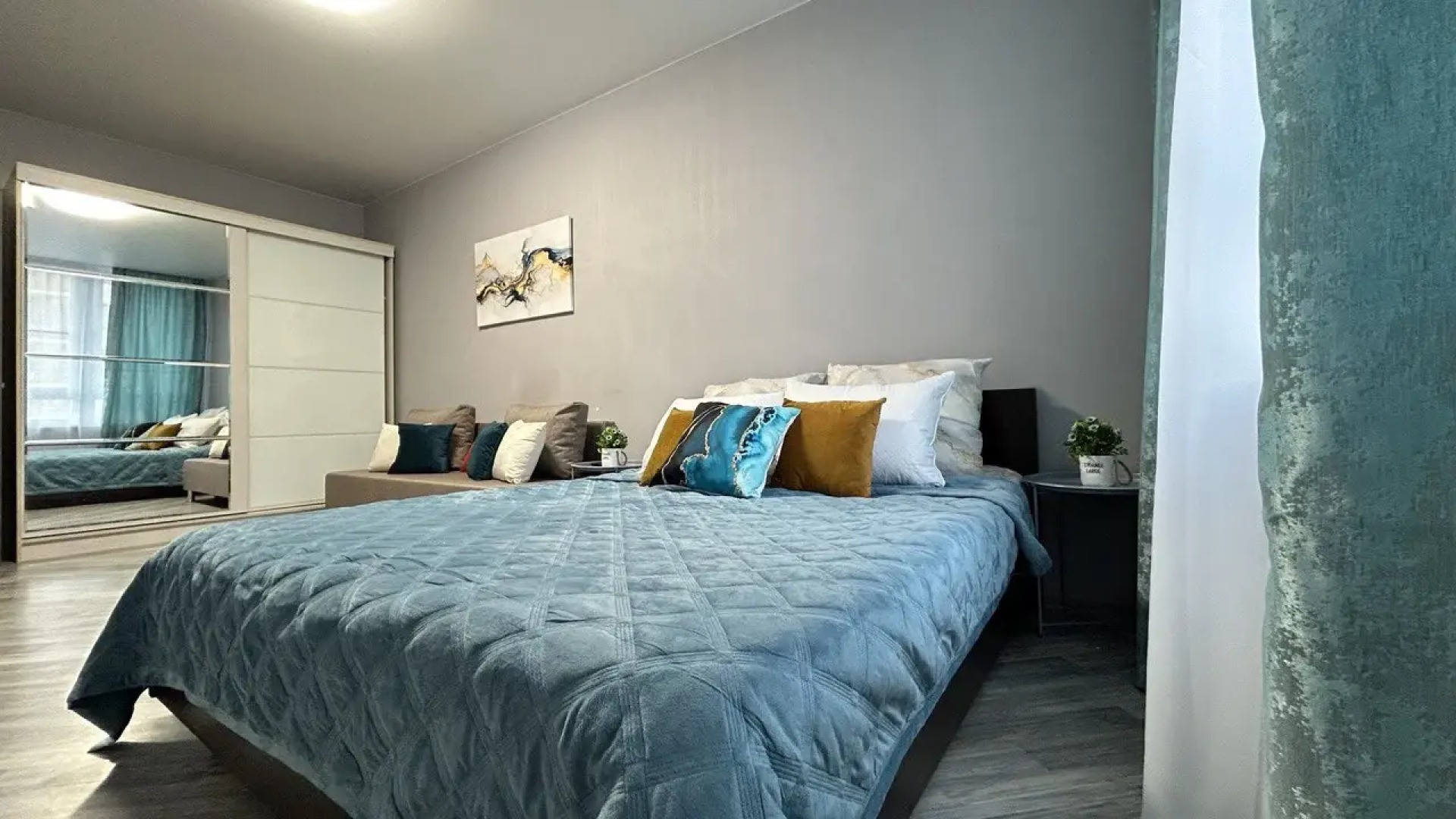 Апартаменты комфорт на Песочной