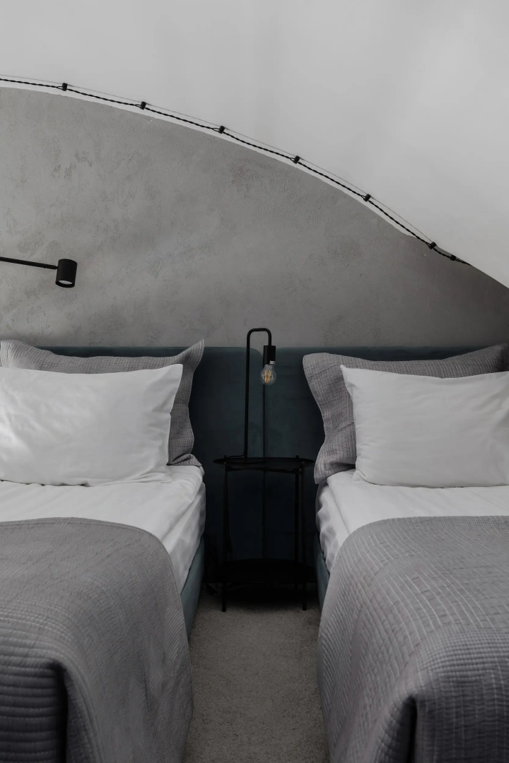 Отель 1715 Duplex Hotel