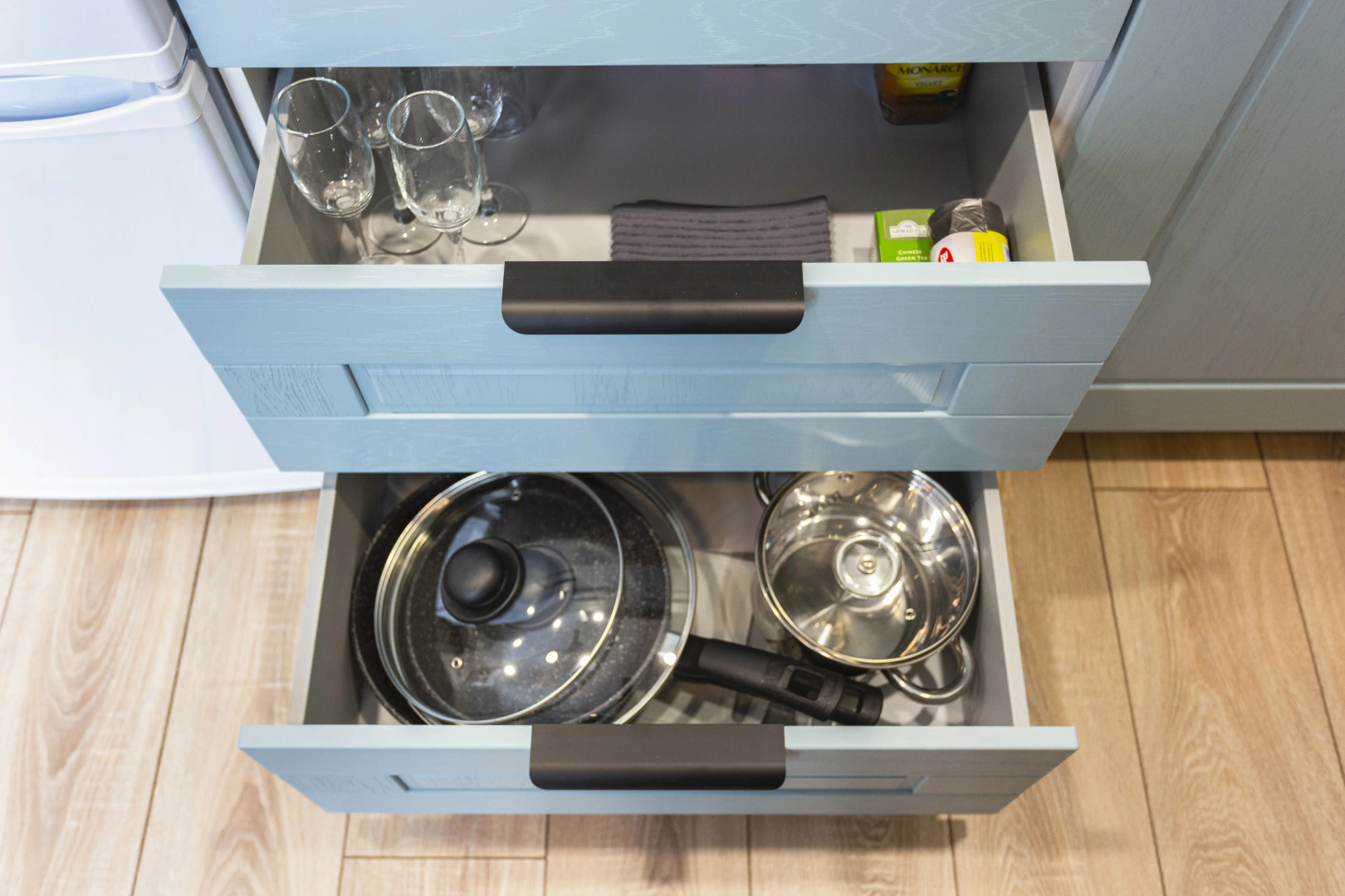 Апартаменты четырехместные на Рябиновой 1