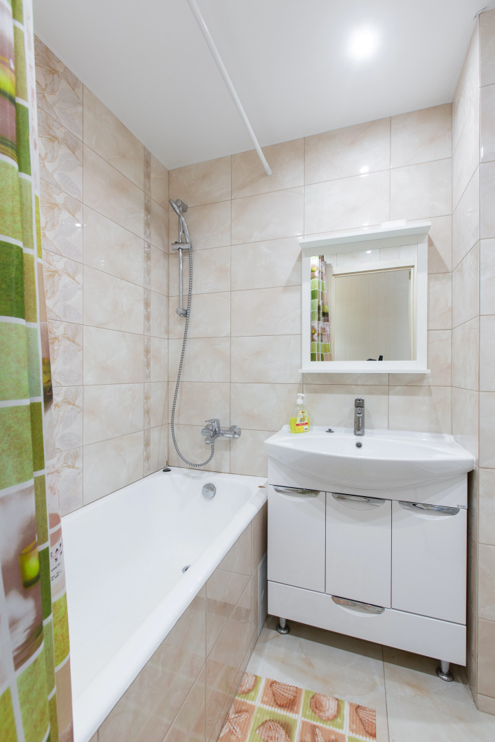 1b  Krasnogrskij 46 Apartments