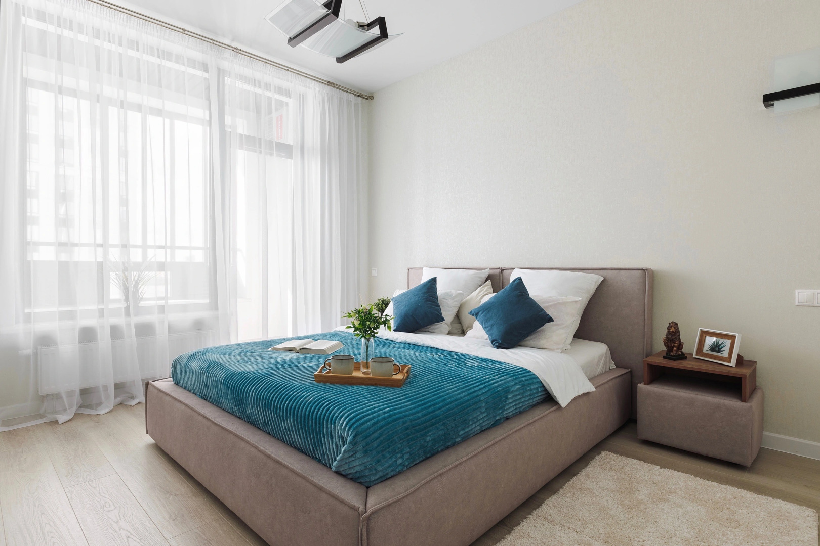 Апартаменты SUNVILLES Новая дизайнерская двушка с Видом