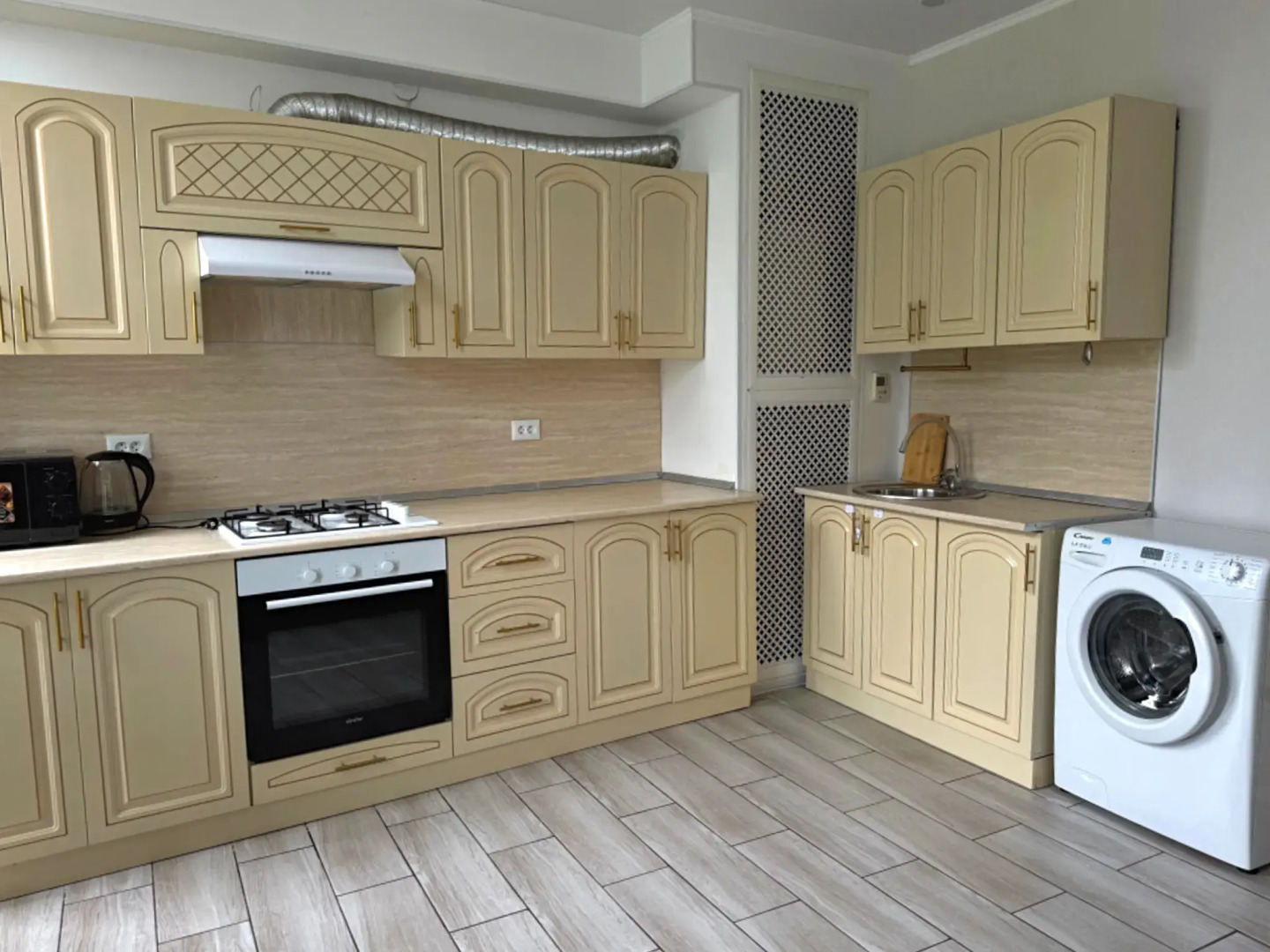 Квартира Замечательная 1-к рядом с Клиникой 3Z