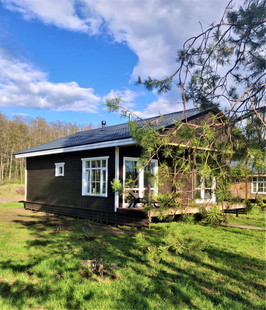 Шале с видом на сад