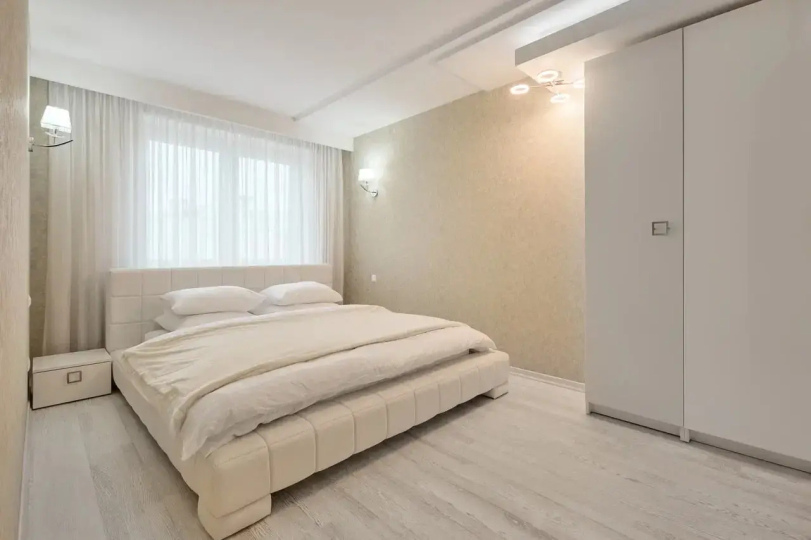 Апартаменты Reverie Vip2000