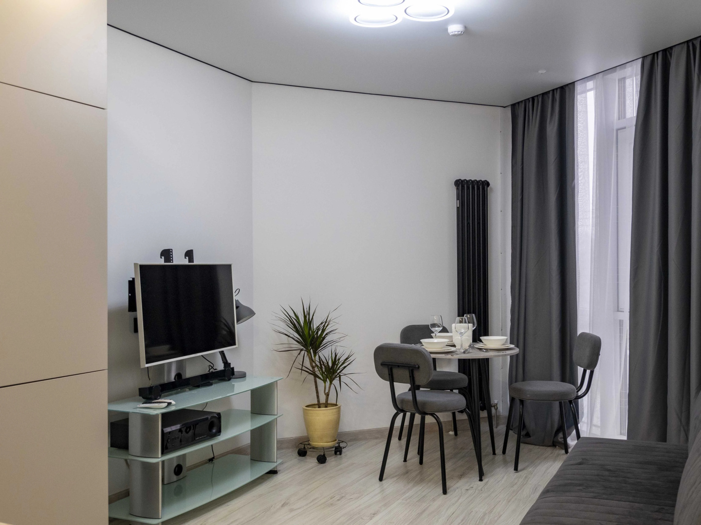 Апартаменты Апарт-отель Mira Apartments