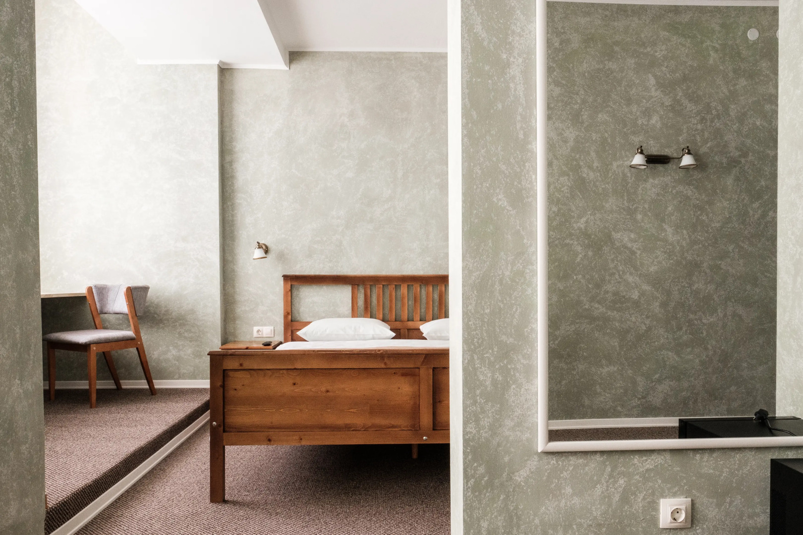 Отель Business Vesna