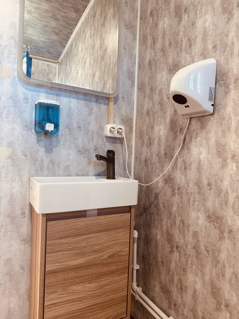 Частный дом А-фрейм в самом центре леса