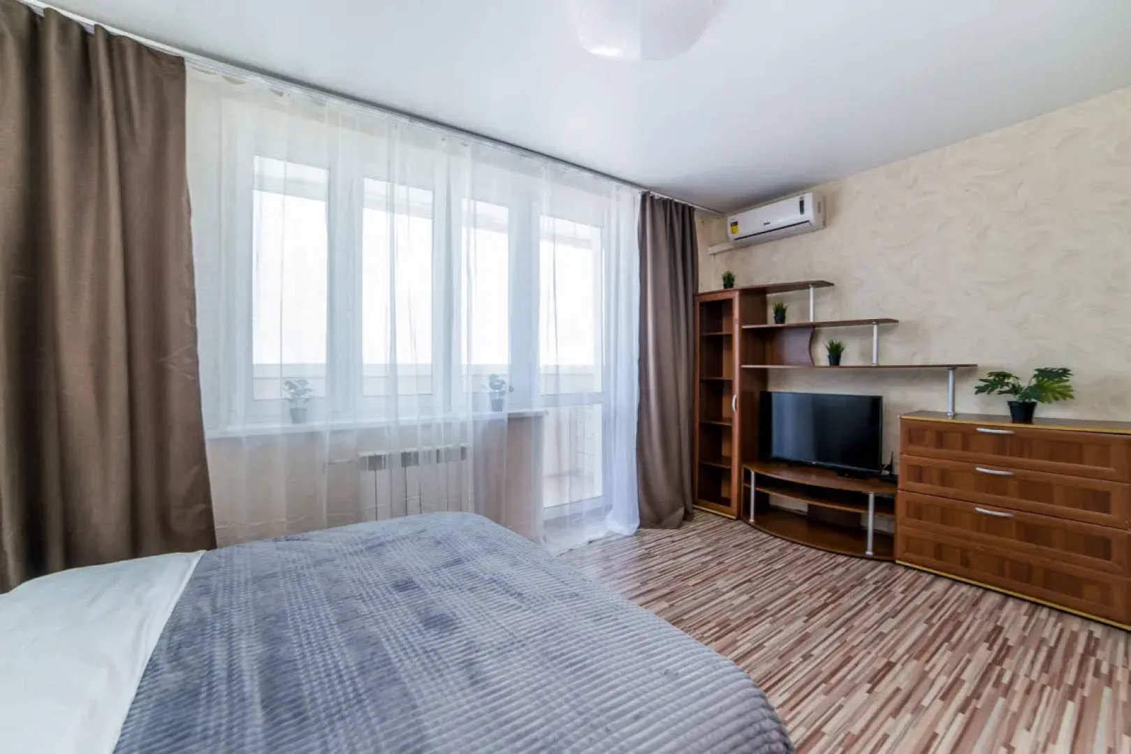 Апартаменты Мегаполис DreamHouse Щорса 39