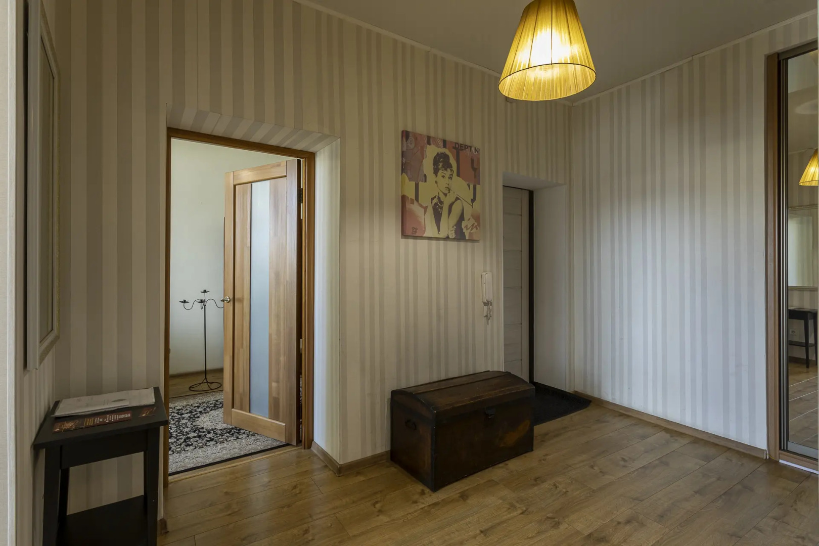 Апартаменты 2-комнатные HomeApart пр-т Независимости, 40