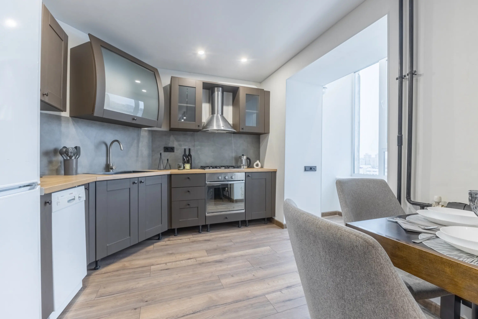 Апартаменты Comfort Home на Амирхана 11