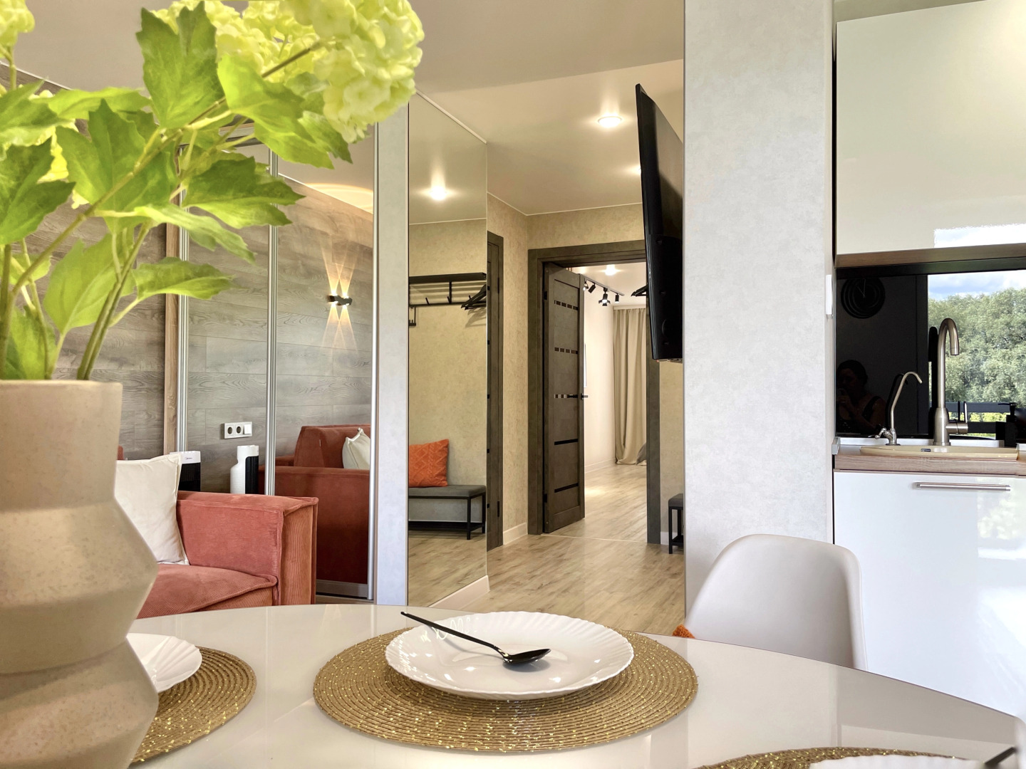 Апартаменты Стильные с Панорамным Видом