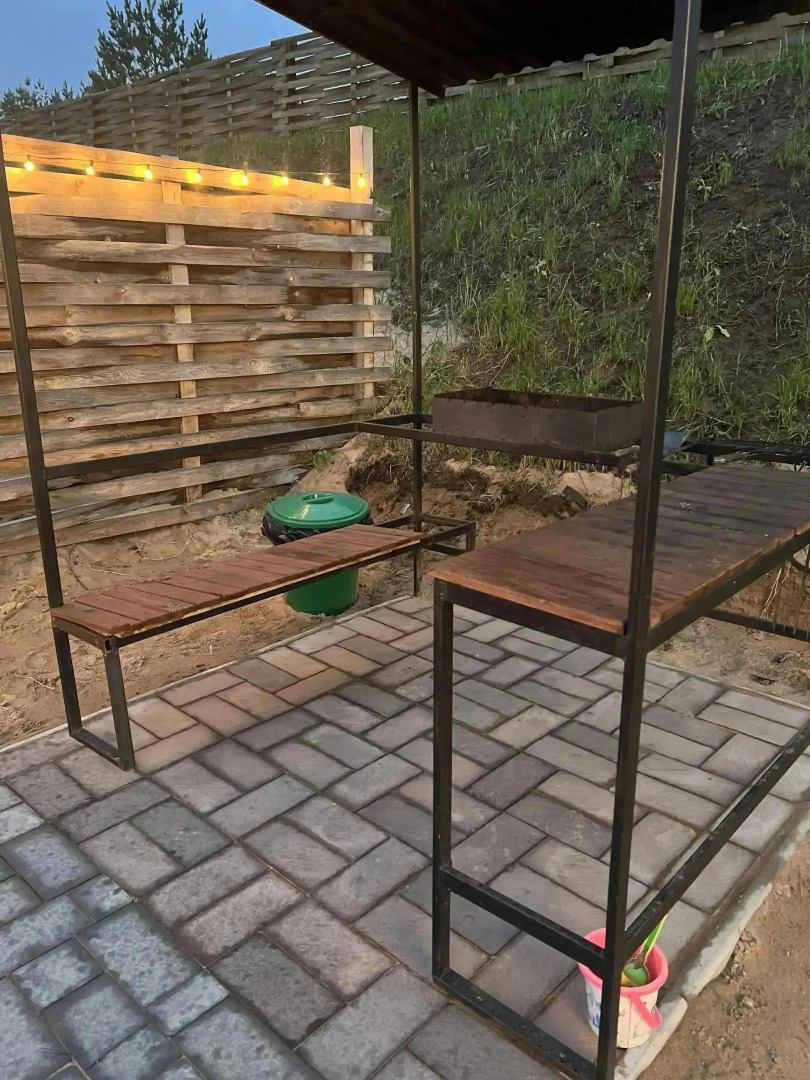 Частный дом Уютный у Реки с Чаном в Современном Стиле