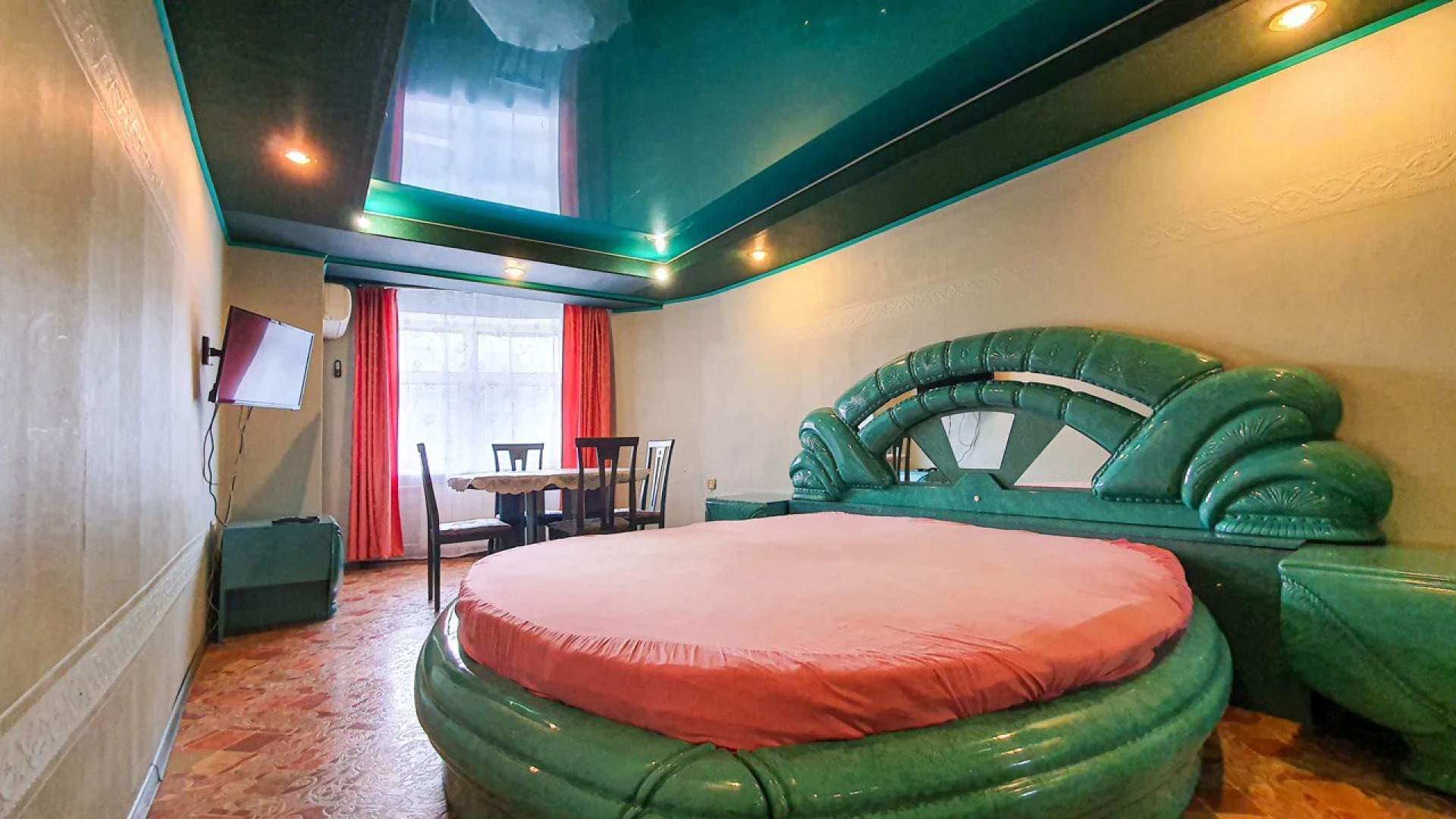 Апартаменты на улице Максима Горького 140