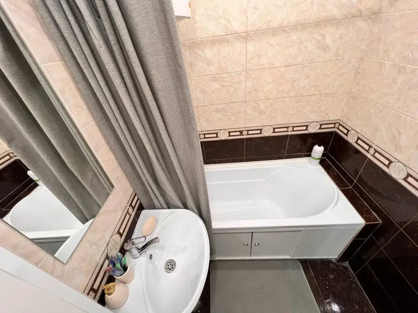 Апартаменты Драмтеатр Республики 92