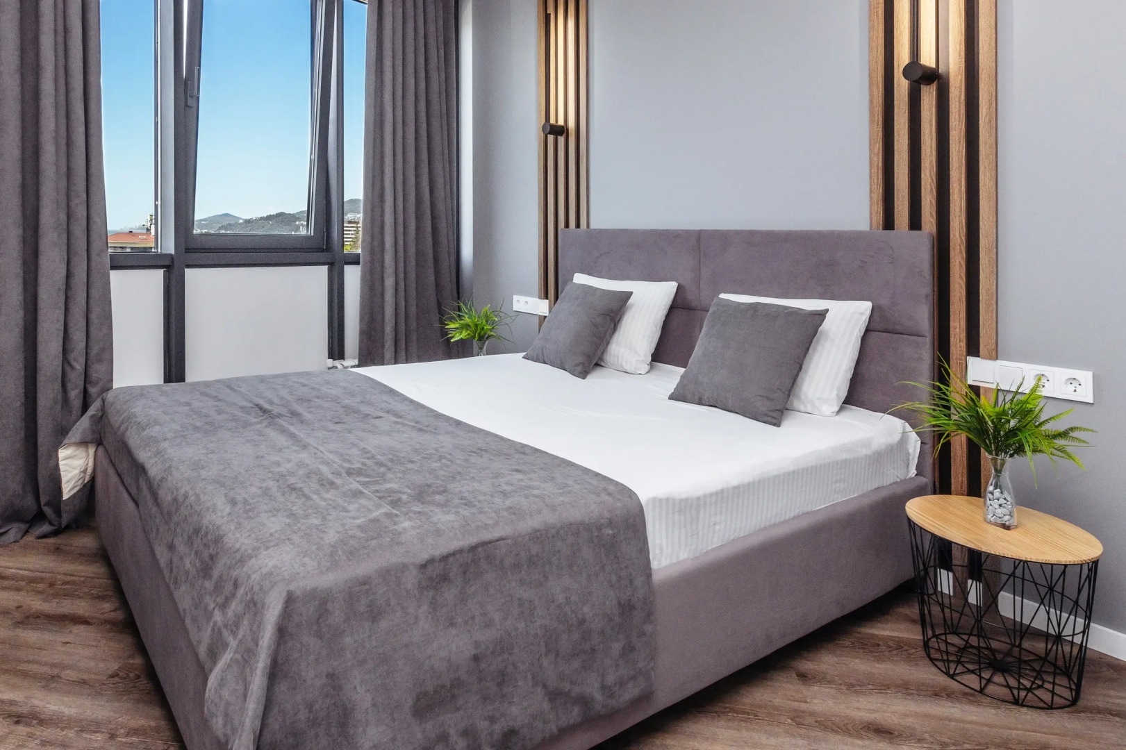 Квартира с Видом на Море с Отдельной Спальней