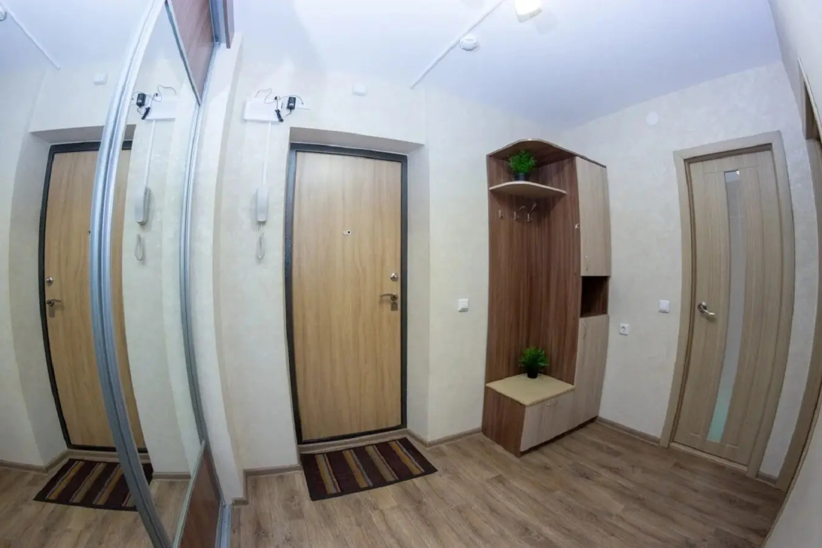 Апартаменты с Видом на Реку