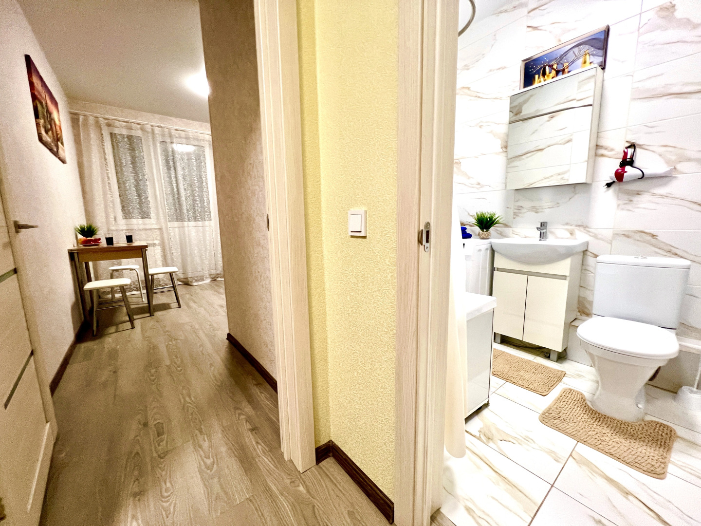 Апартаменты Уютные в ЖК Академический на 8 этаже (рядом с Парком Гагарина) пр-кт К.Маркса, 242