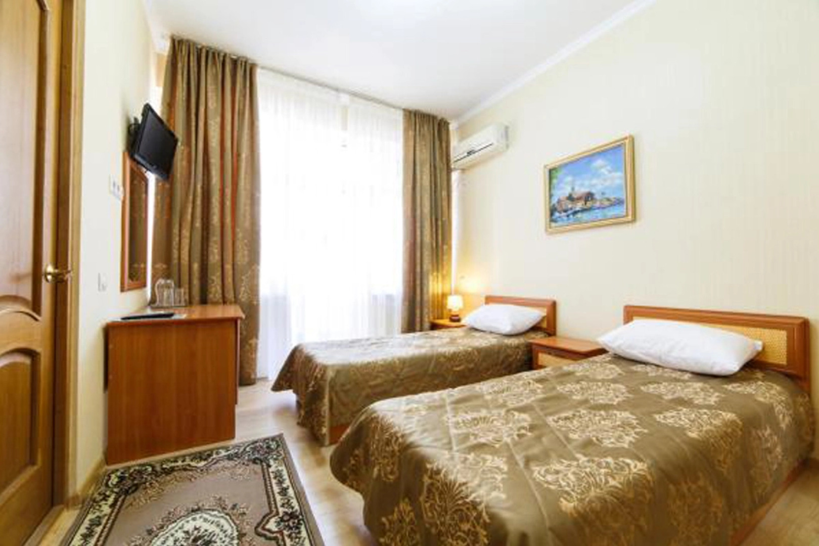 Гостевой Дом Лаура