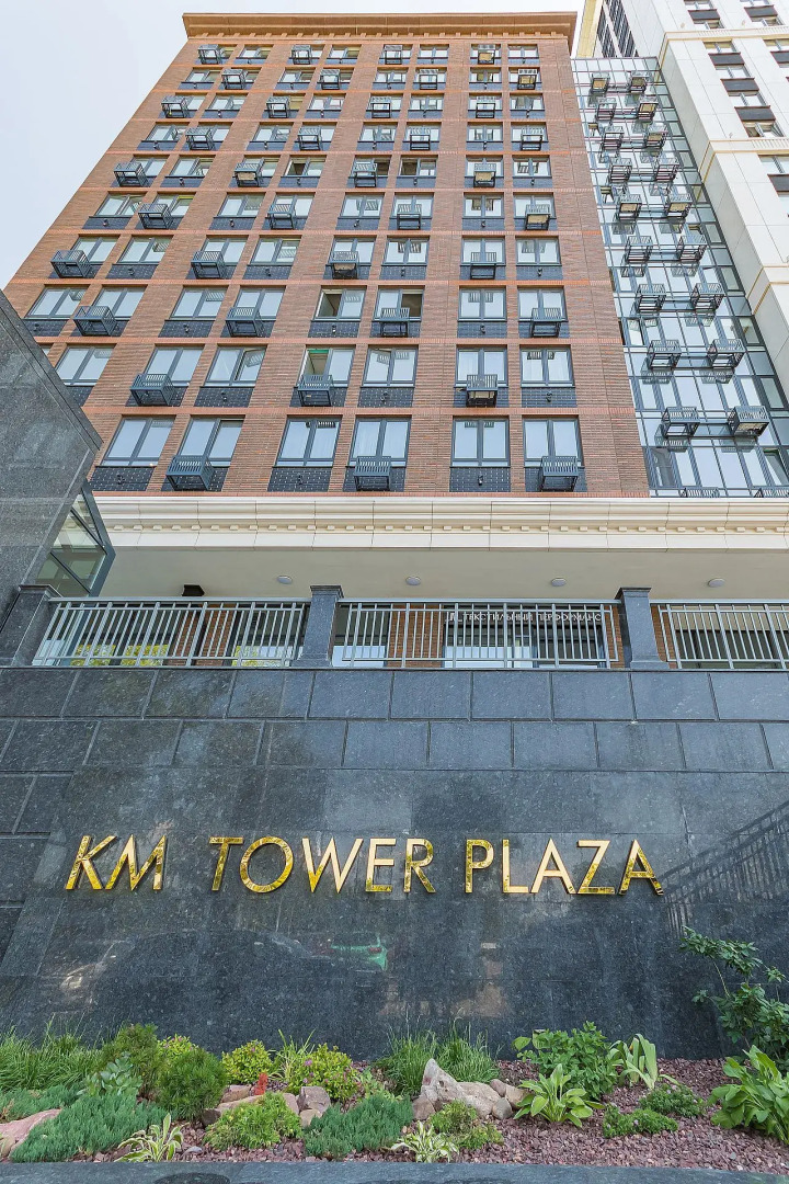 Апартаменты Просторная студия в центре на ул. Горького 23а Сова-Дом