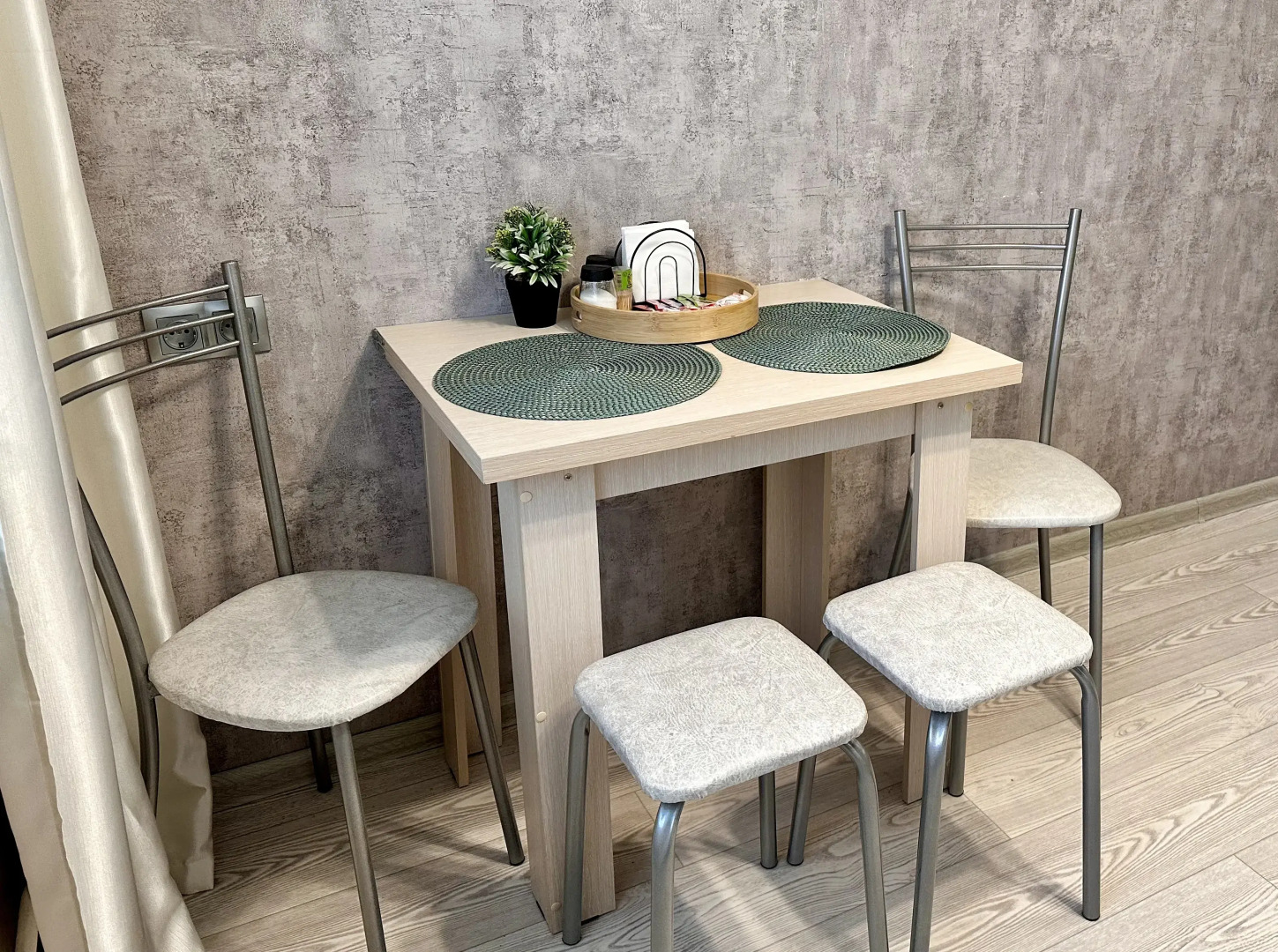 Квартира возле парка Героев Отечества