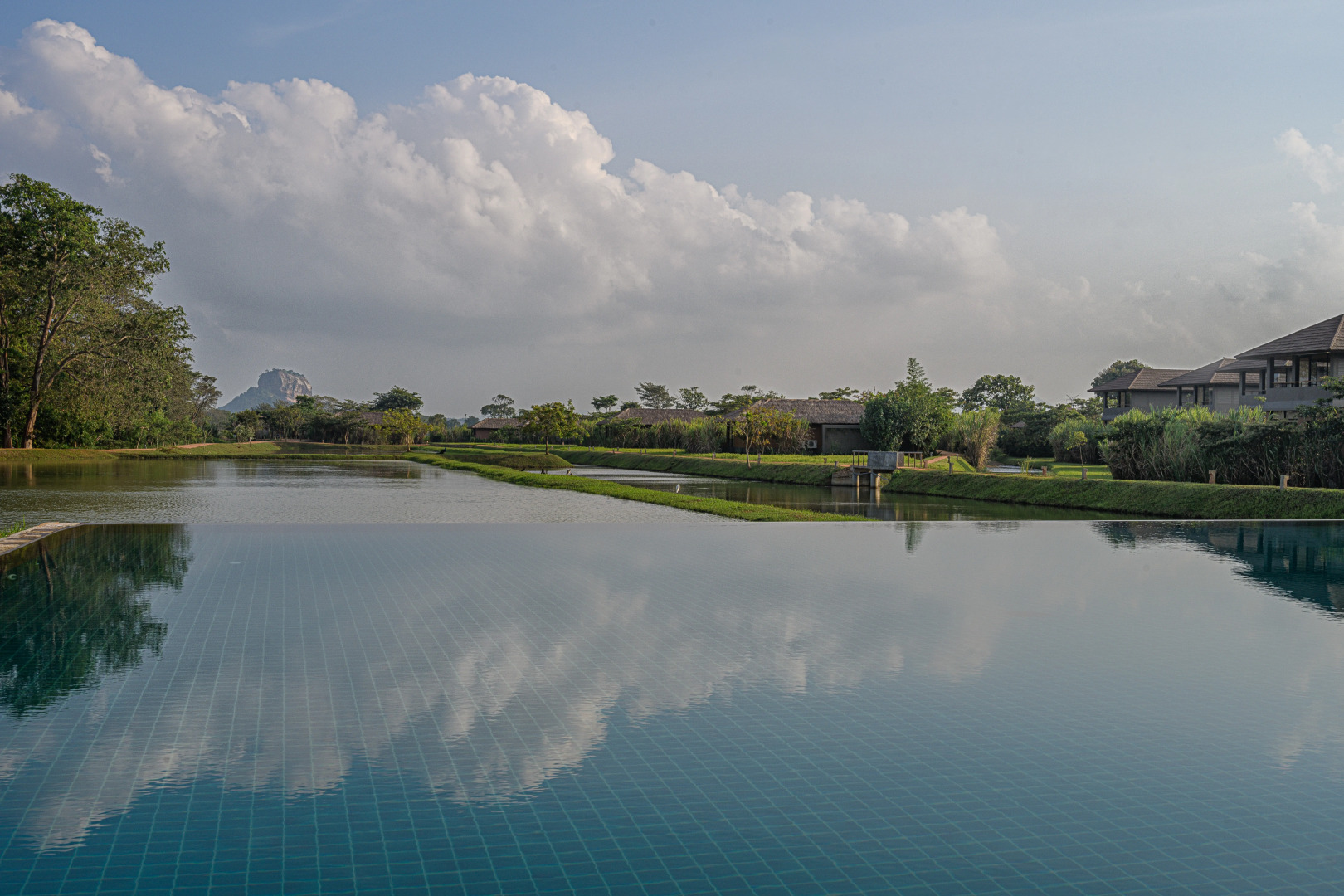 Отель Water Garden Sigiriya