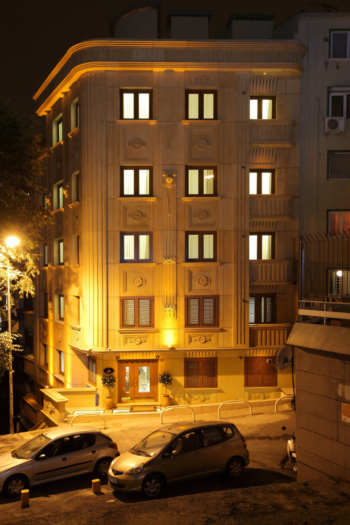 Отель Lir Residence Suites
